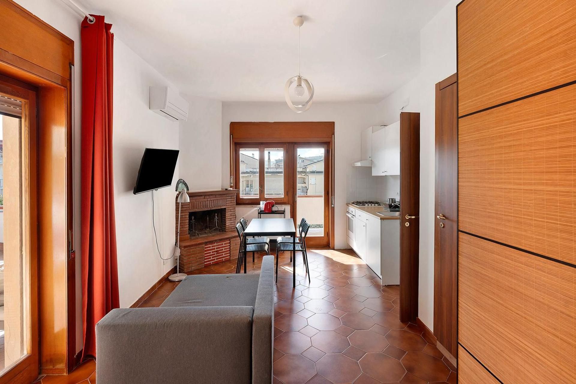Superior One-Bedroom Apartment