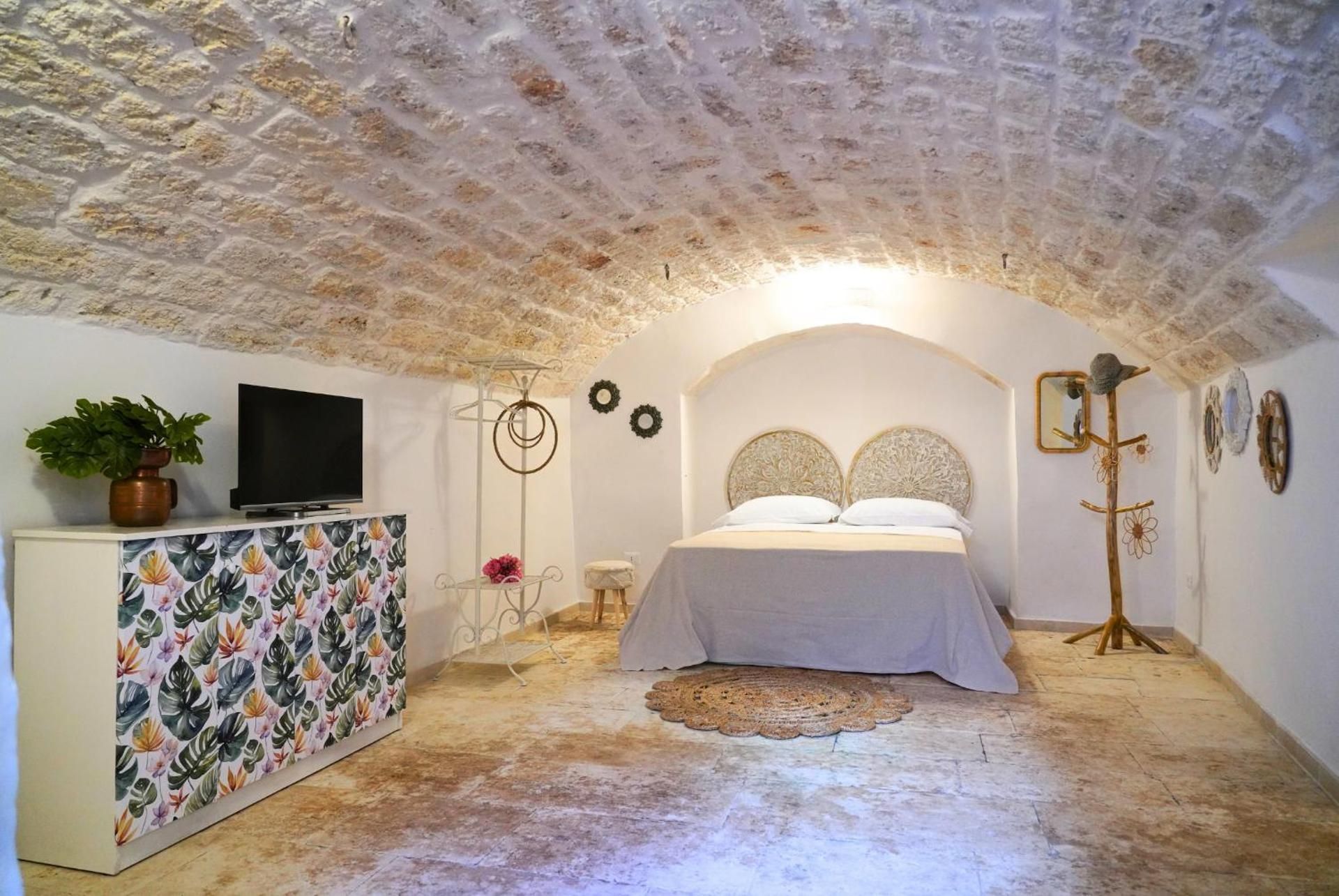 King Room with Spa Bath