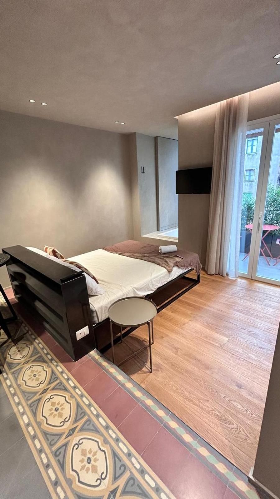 Deluxe Double Room with Bath