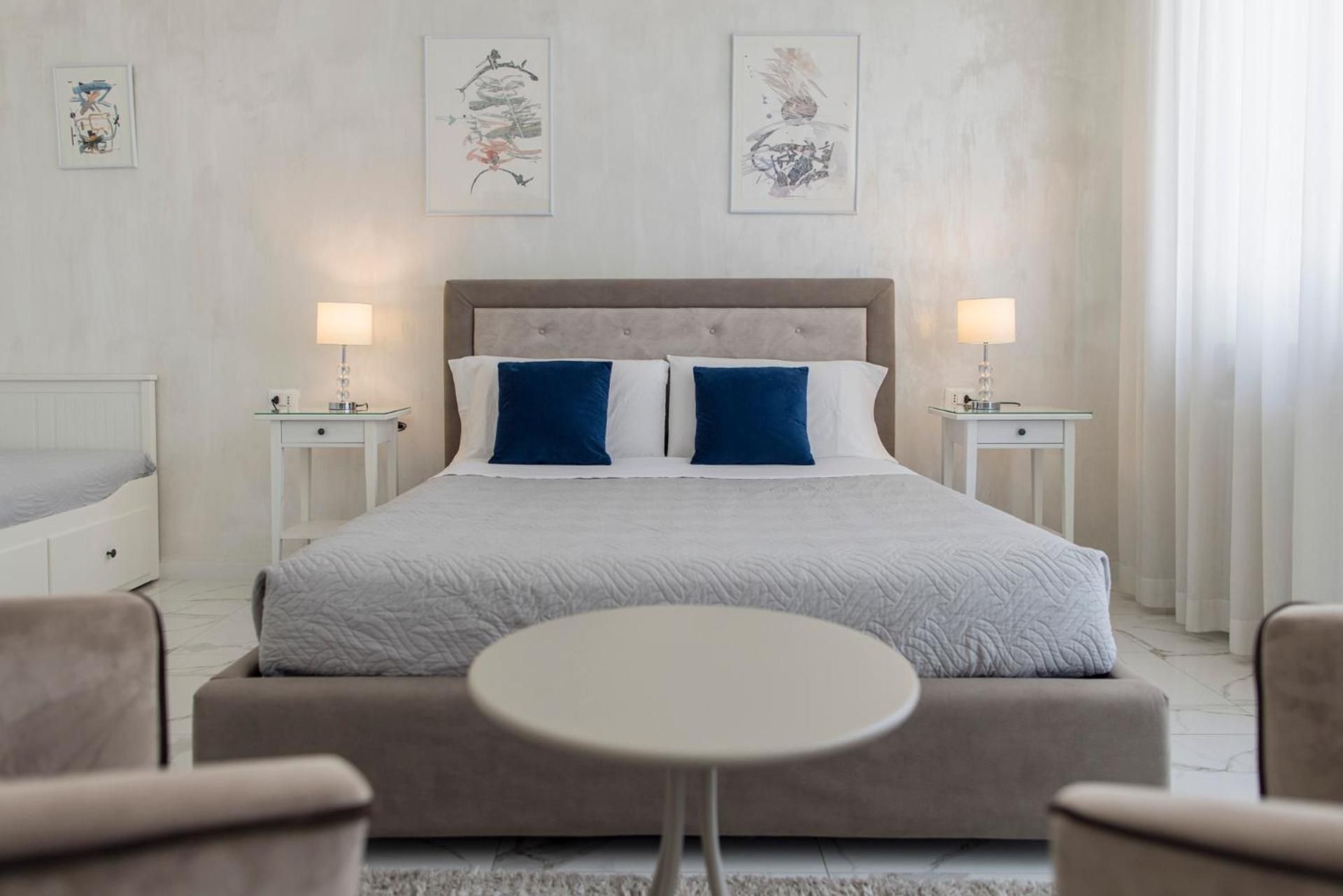 Deluxe Double Room with Balcony