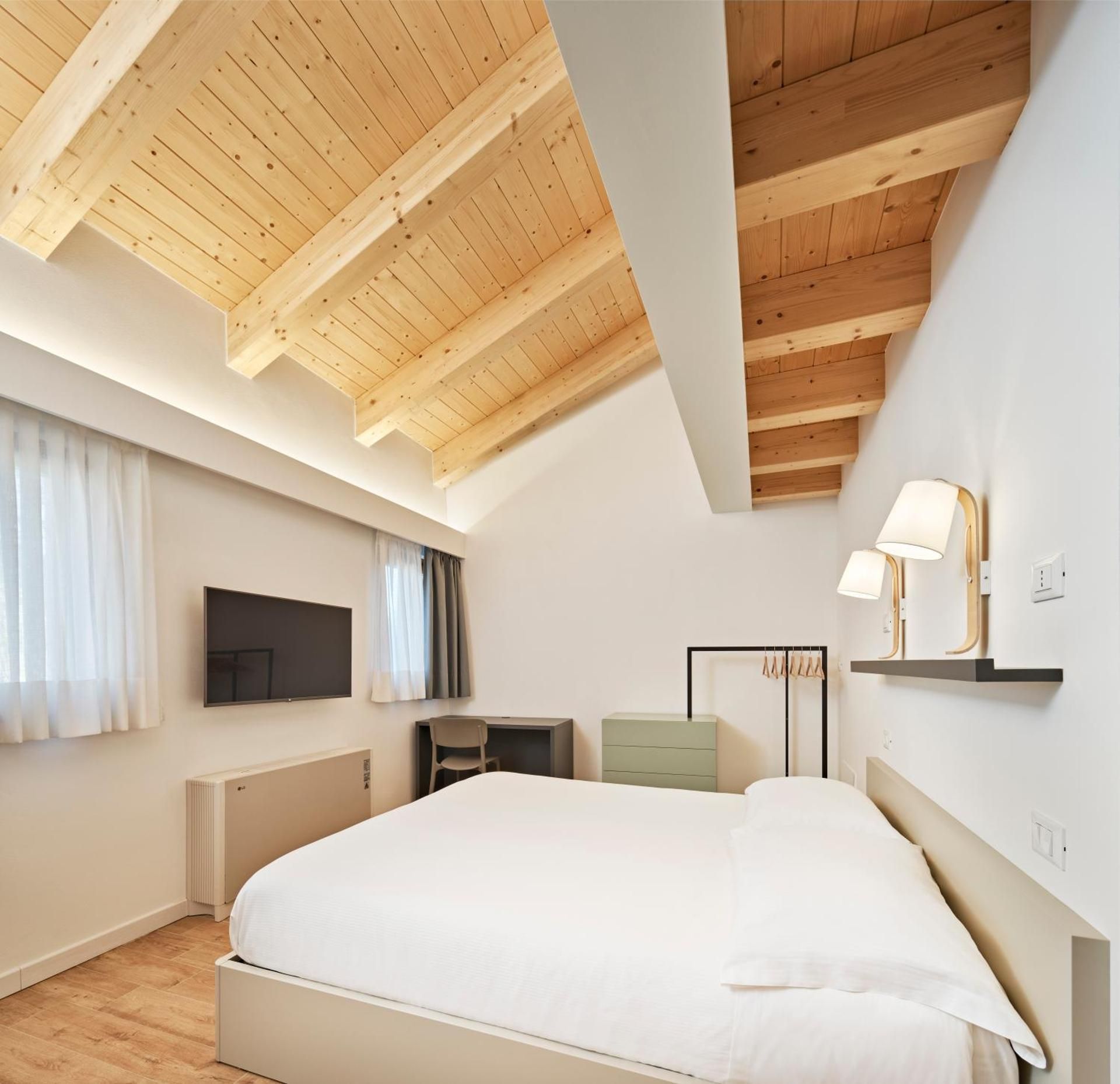 Deluxe Double Room with Extra Bed