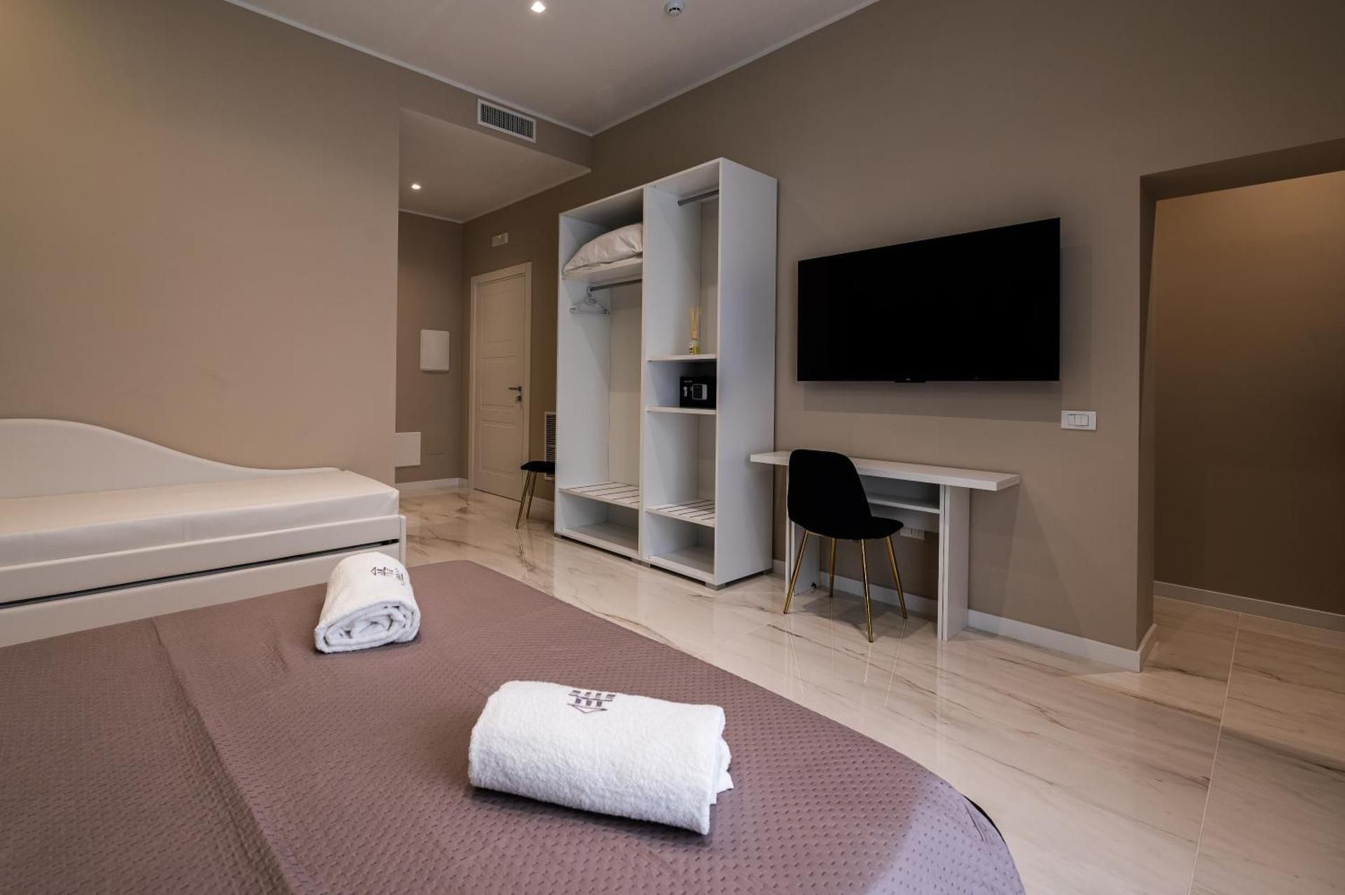 Deluxe Quadruple Room