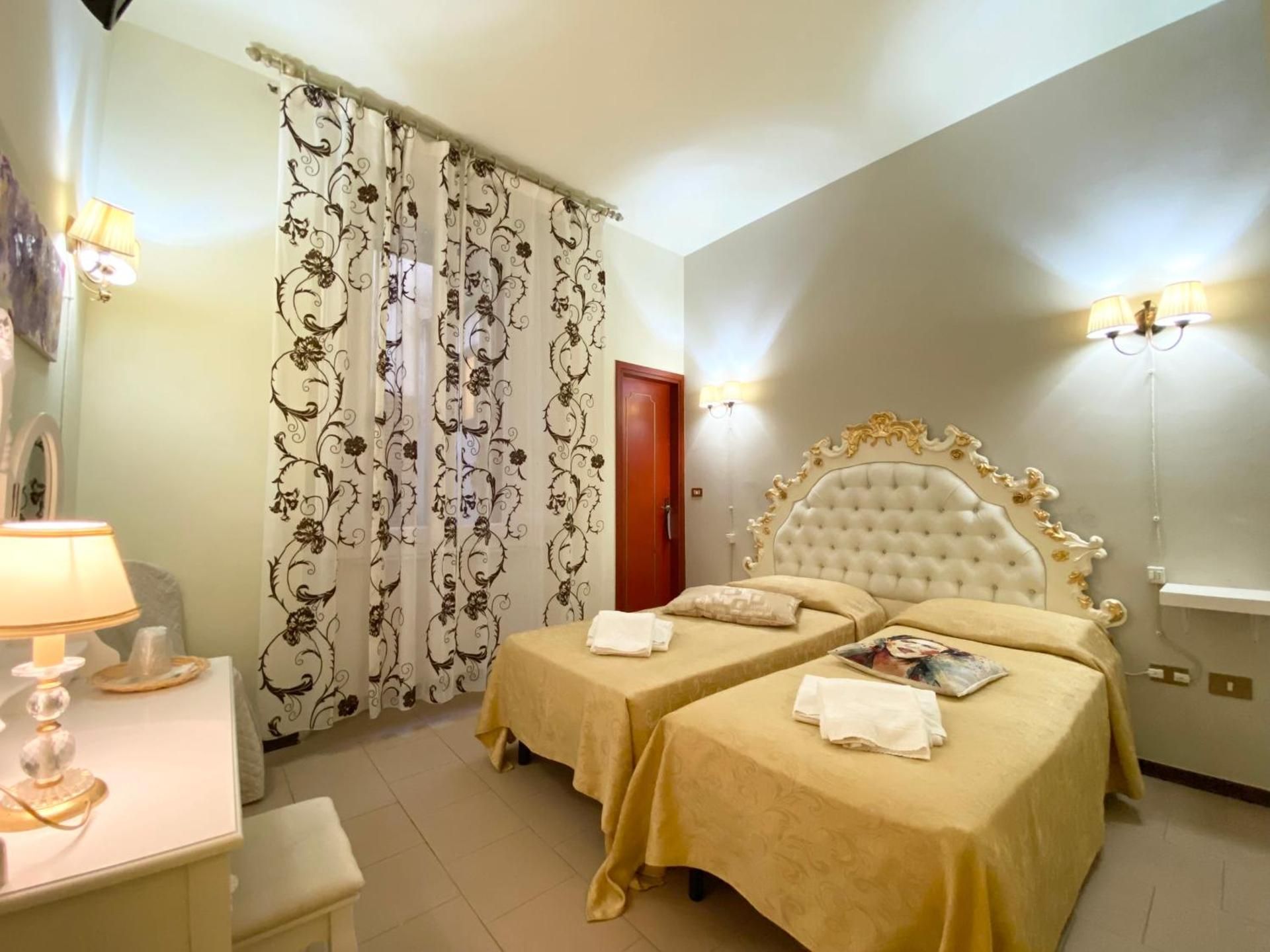 Classic Quadruple Room