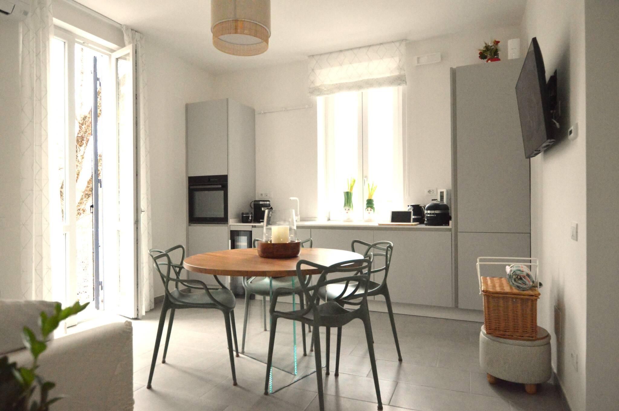 apartment - entire house or apartment