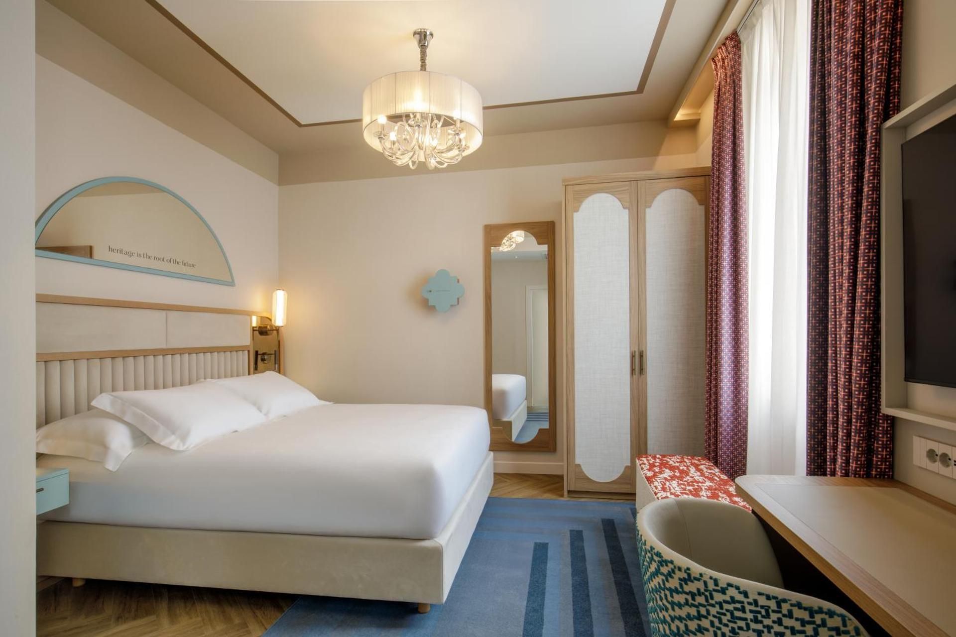 Queen Room