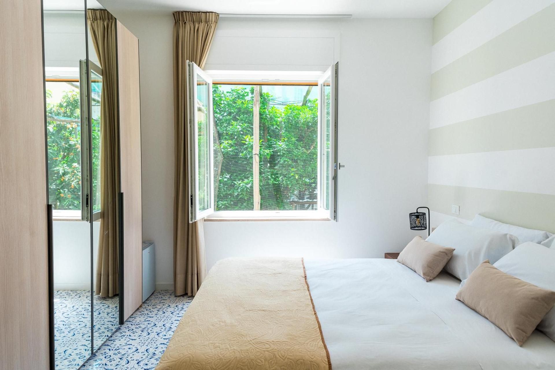 Deluxe Double Room with Balcony