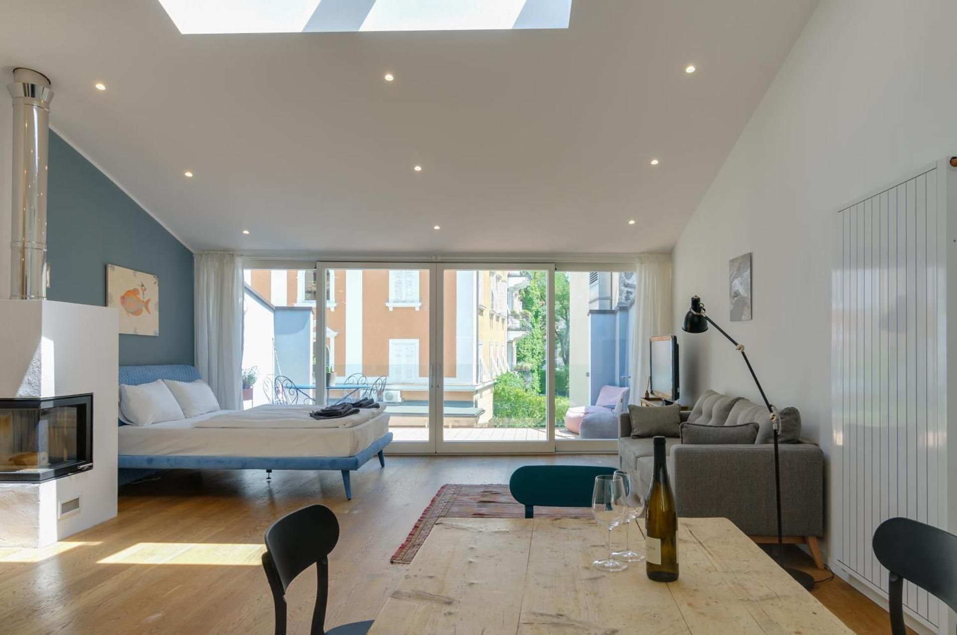 Studio Apartment