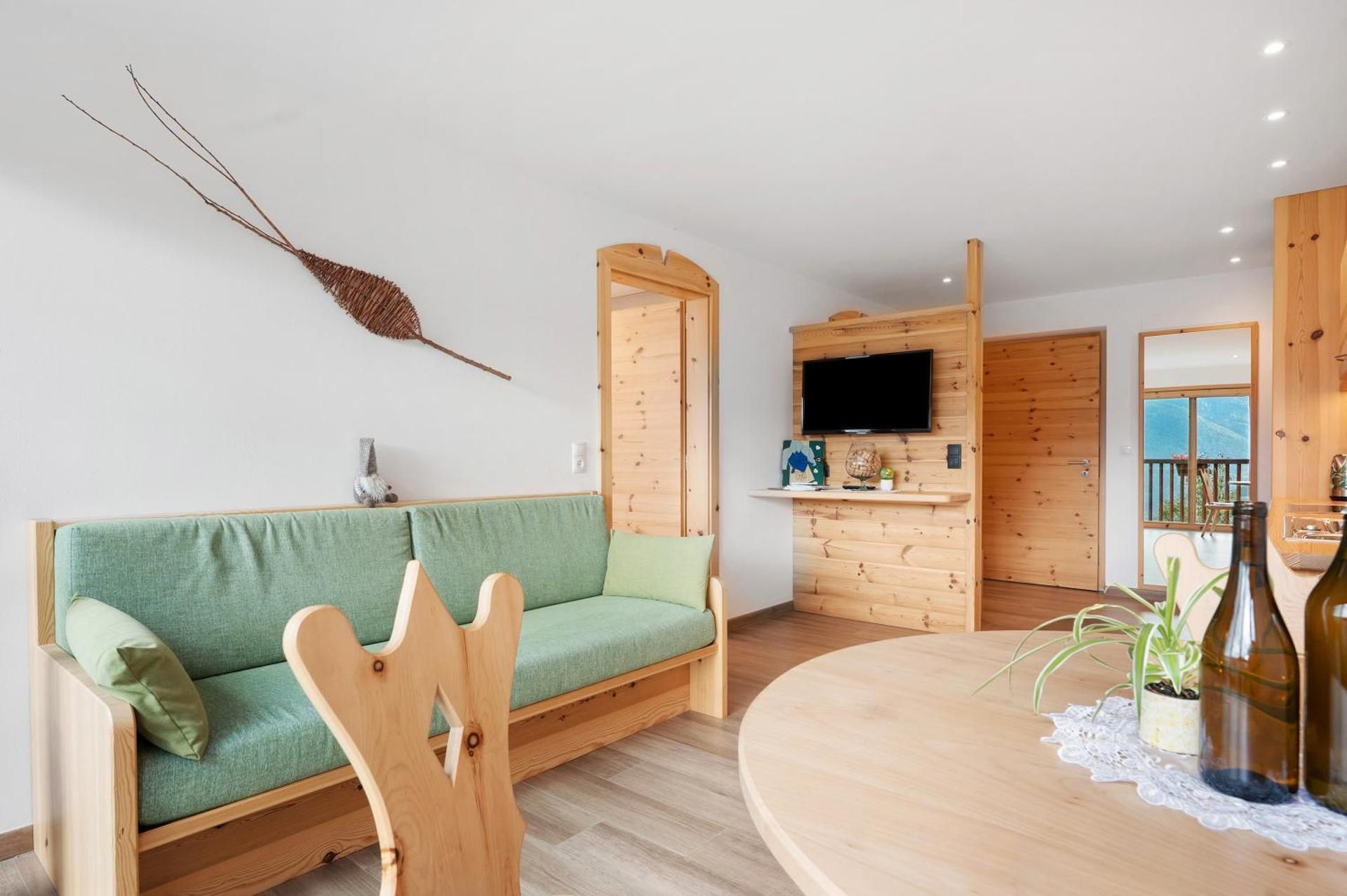Superior One-Bedroom Apartment