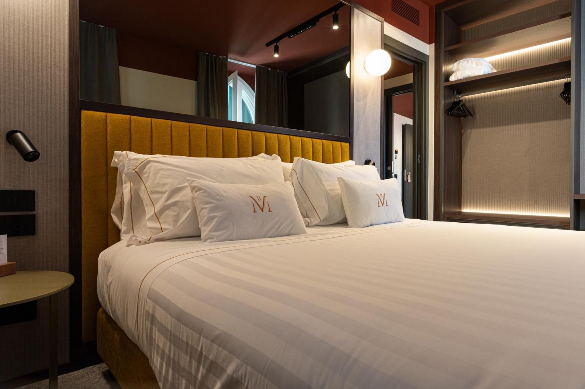 Suite with Garden View