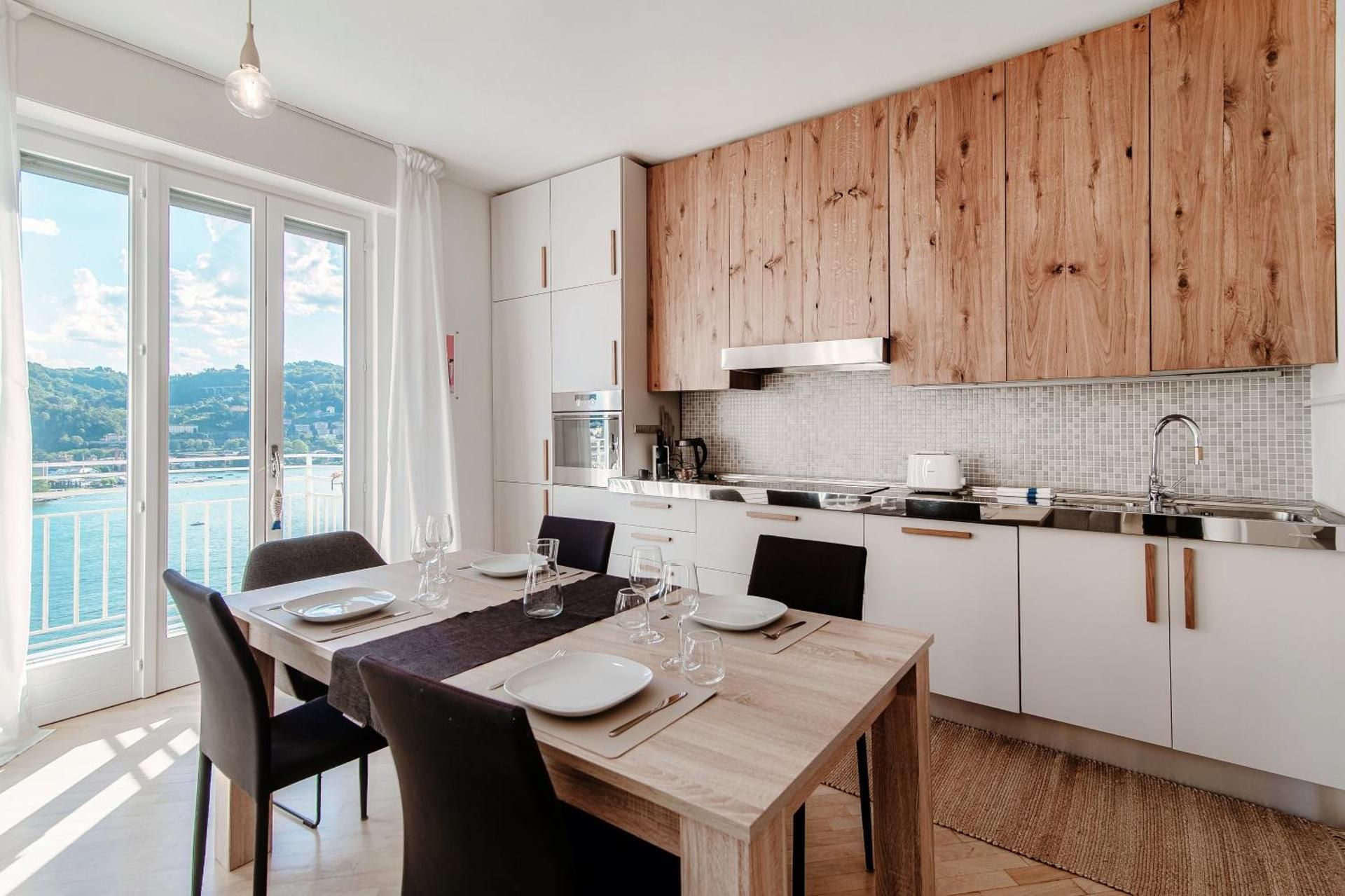 Two-Bedroom Apartment with Lake View