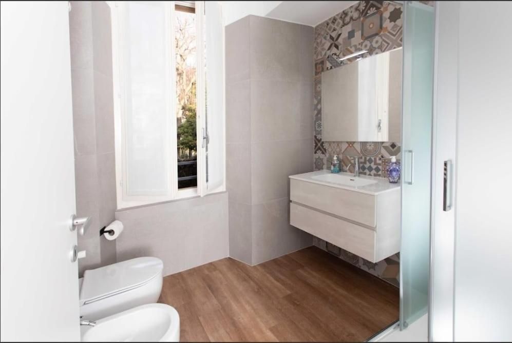 Max Rooms Bergamo Triple Room with Private Bathroom 3