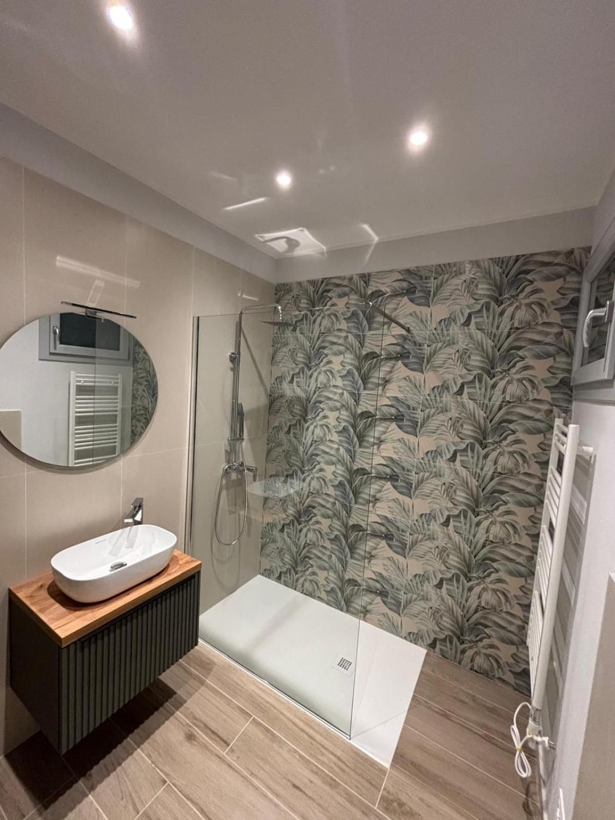 Double Room with Private Bathroom