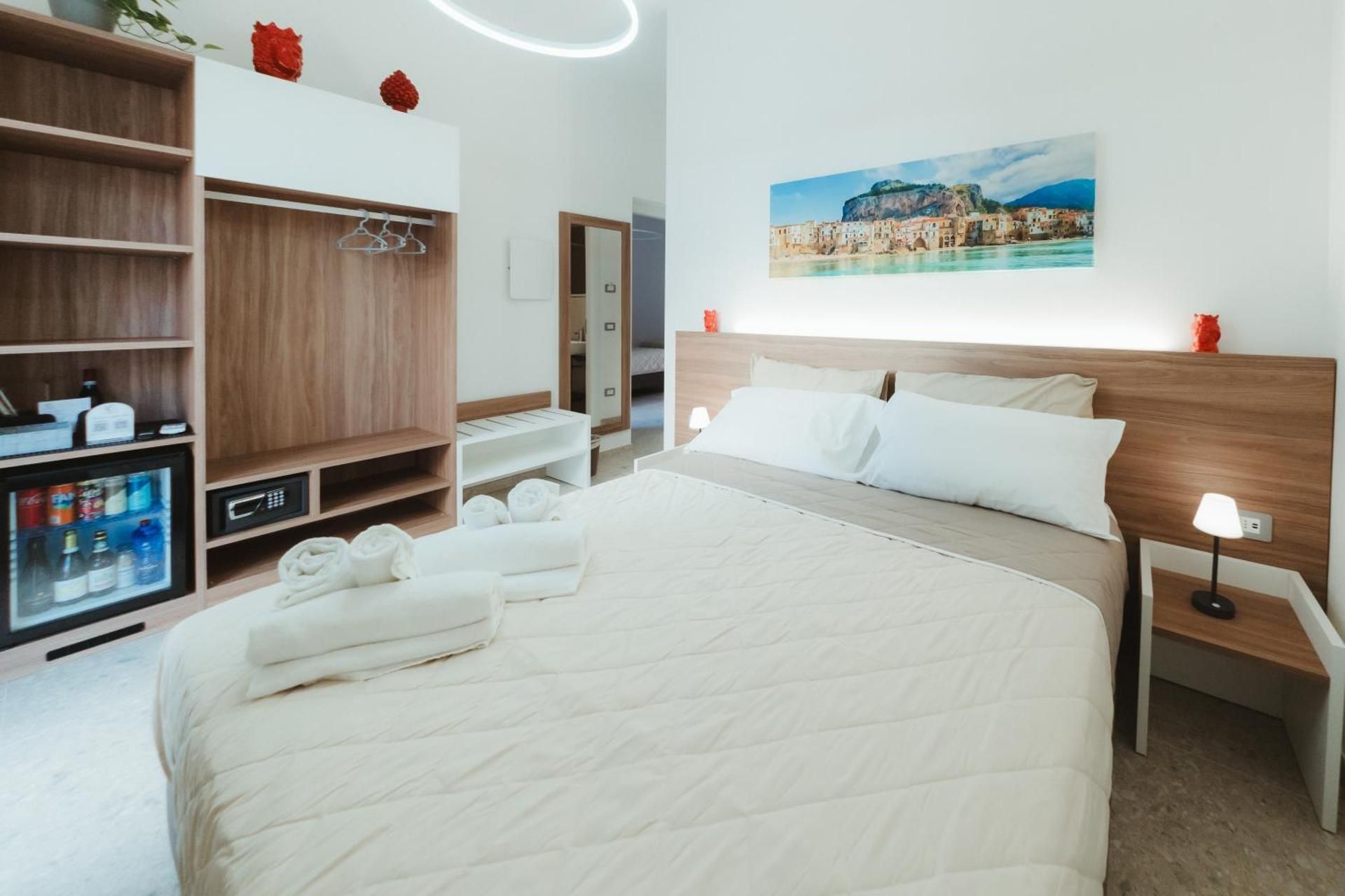 Superior King Room
