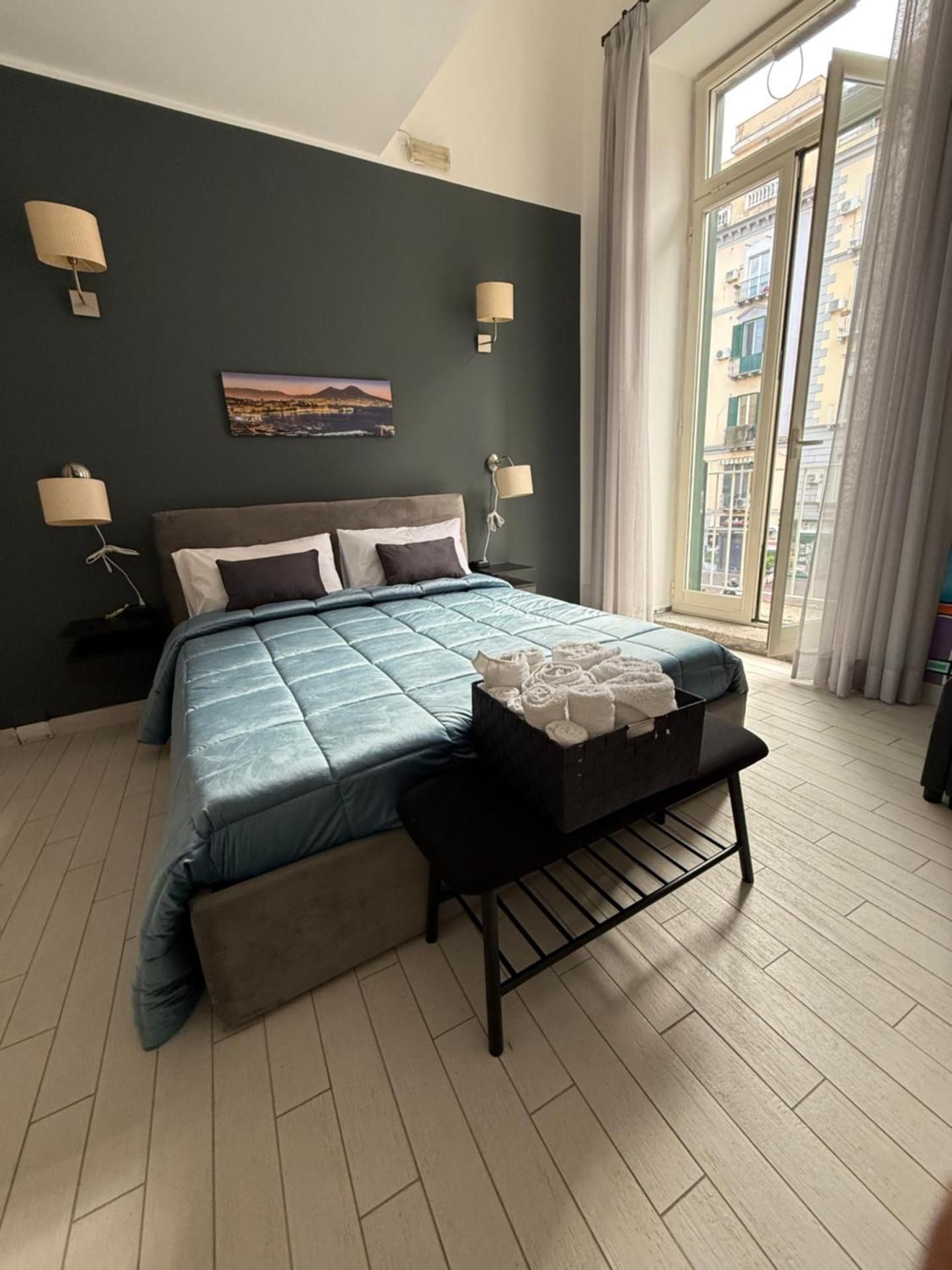 Deluxe Apartment