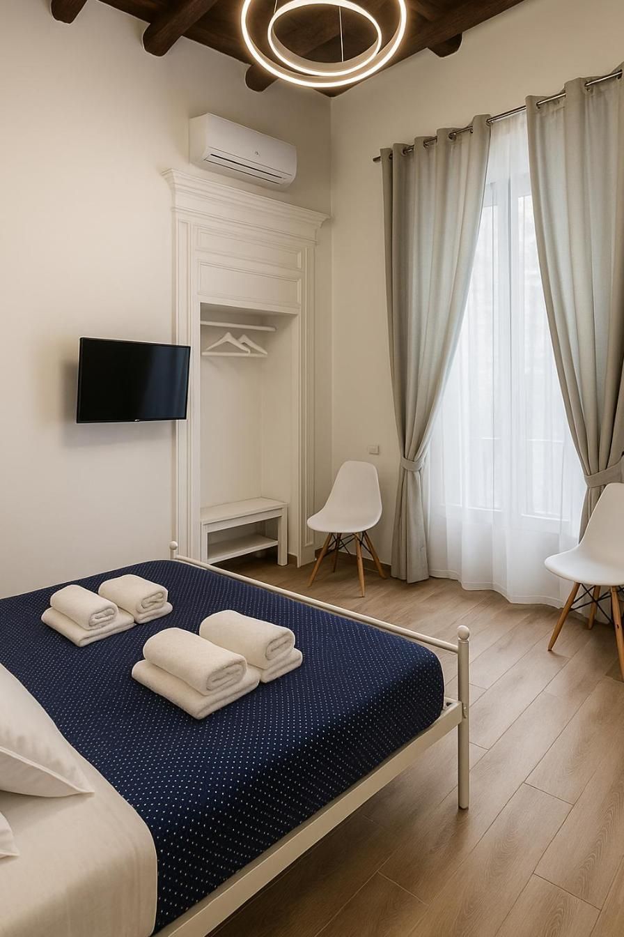 Standard Queen Room