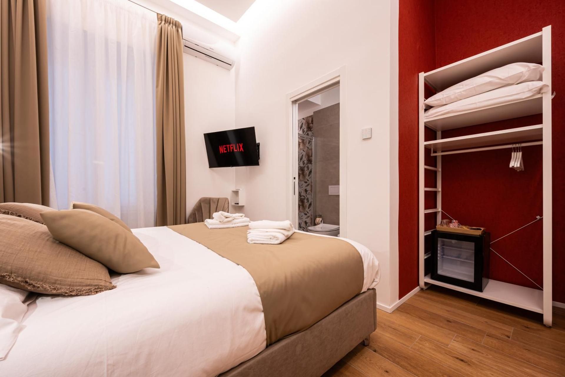 Large Double Room