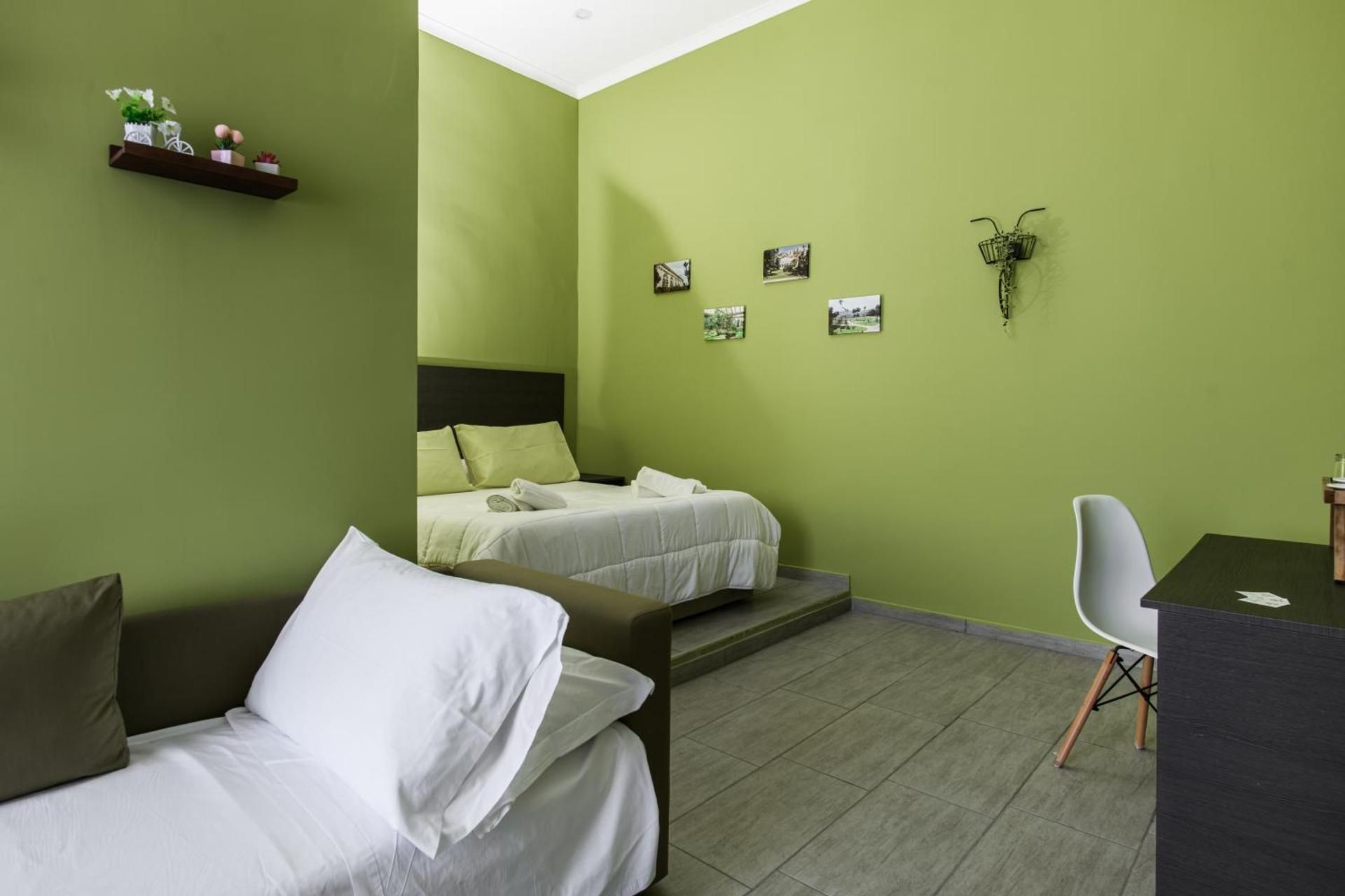 Triple Room