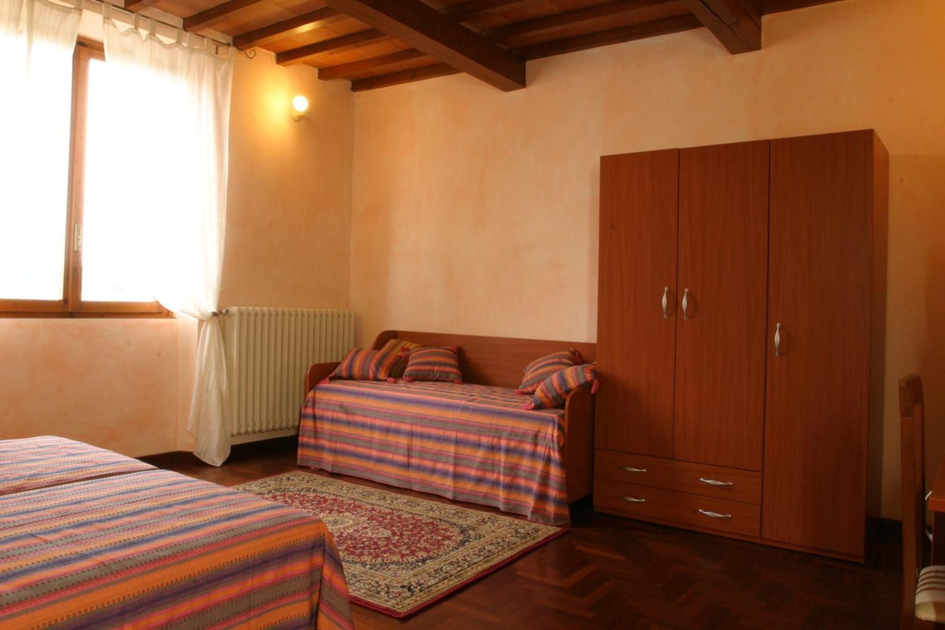 Quadruple Room with Private Bathroom