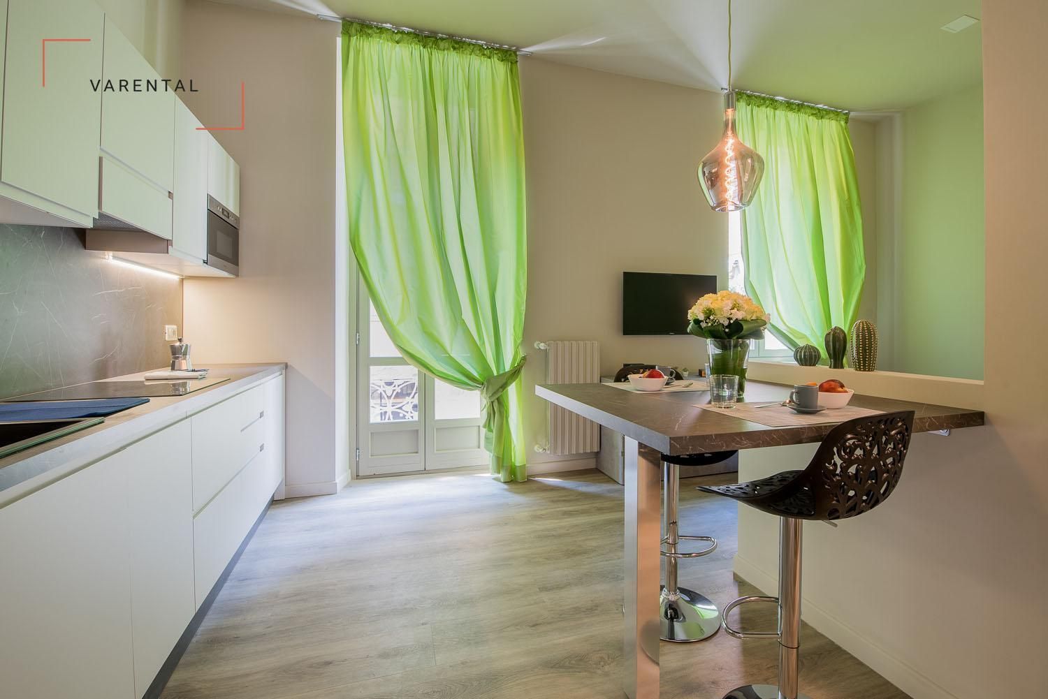 Carlina APT-5