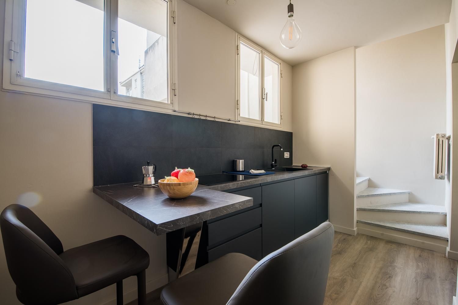 Carlina APT-8