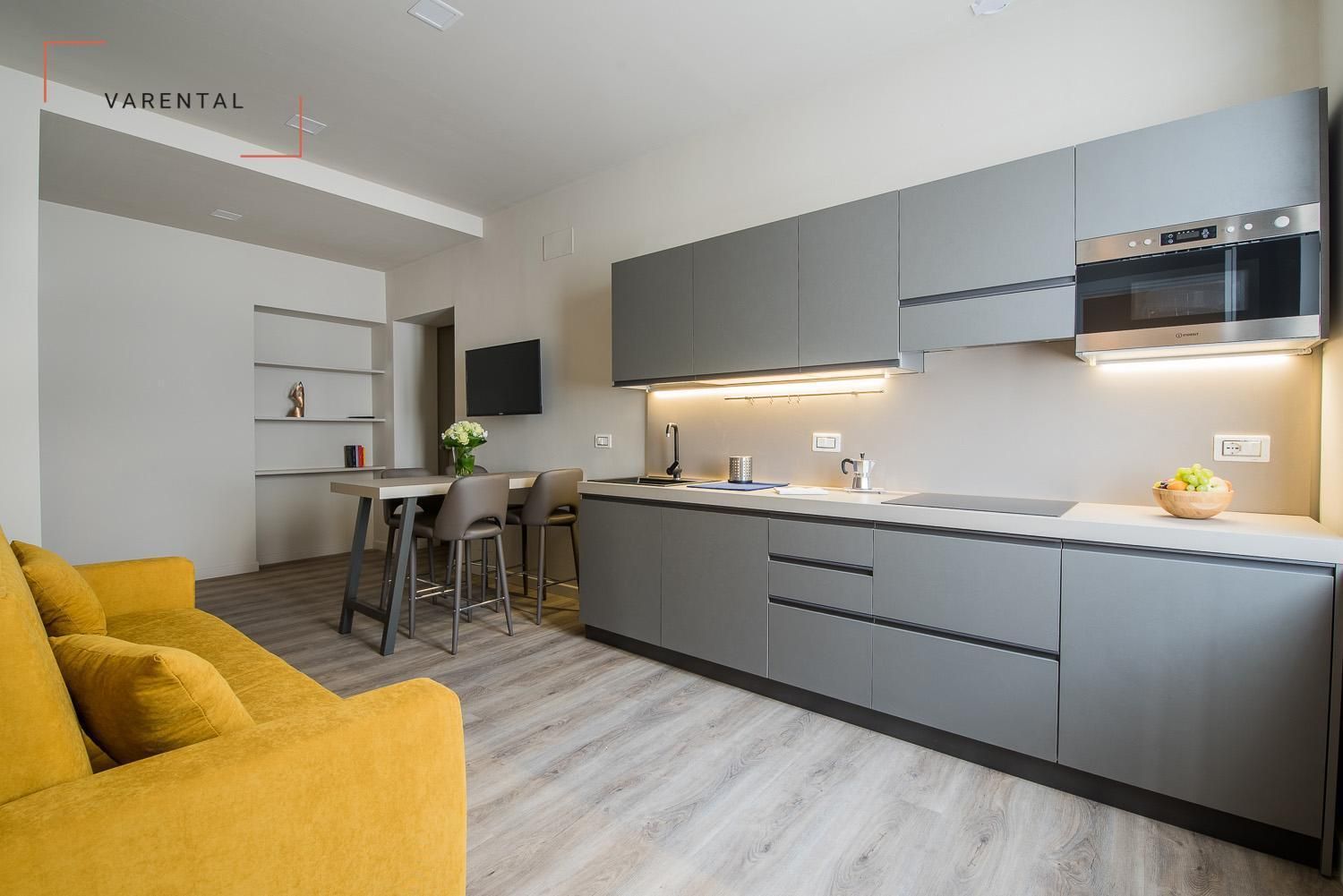 Carlina APT-9