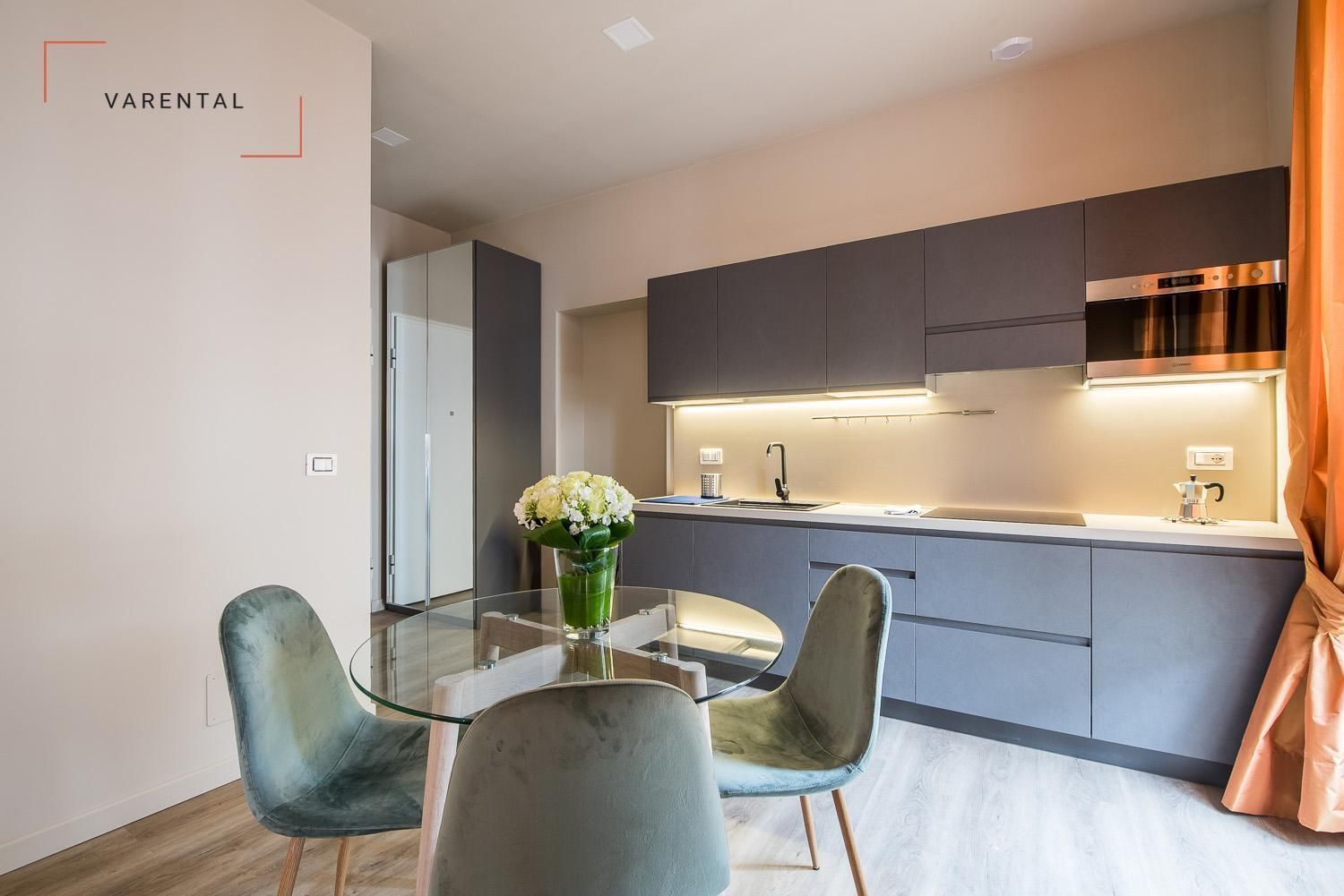 Carlina APT-10
