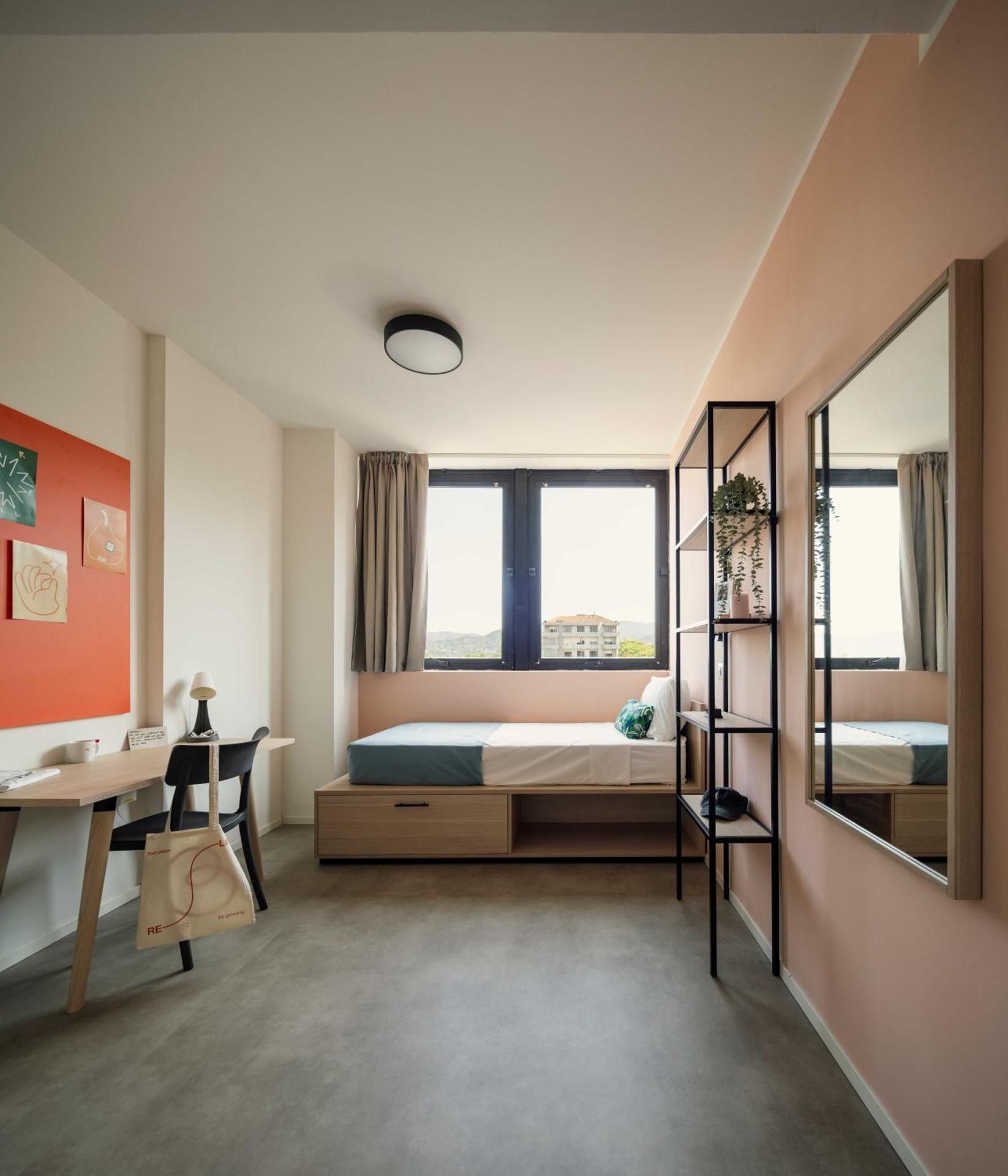 Three-Bedroom Deluxe Apartment