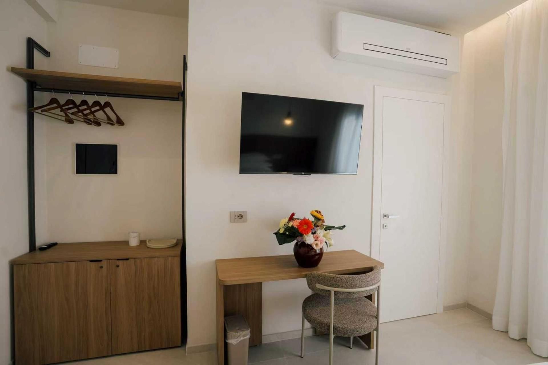 Twin Room with Bathroom