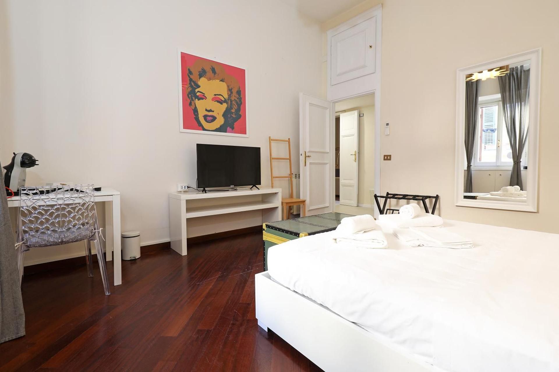 LC GrandTour Liberta Deluxe King Room 2