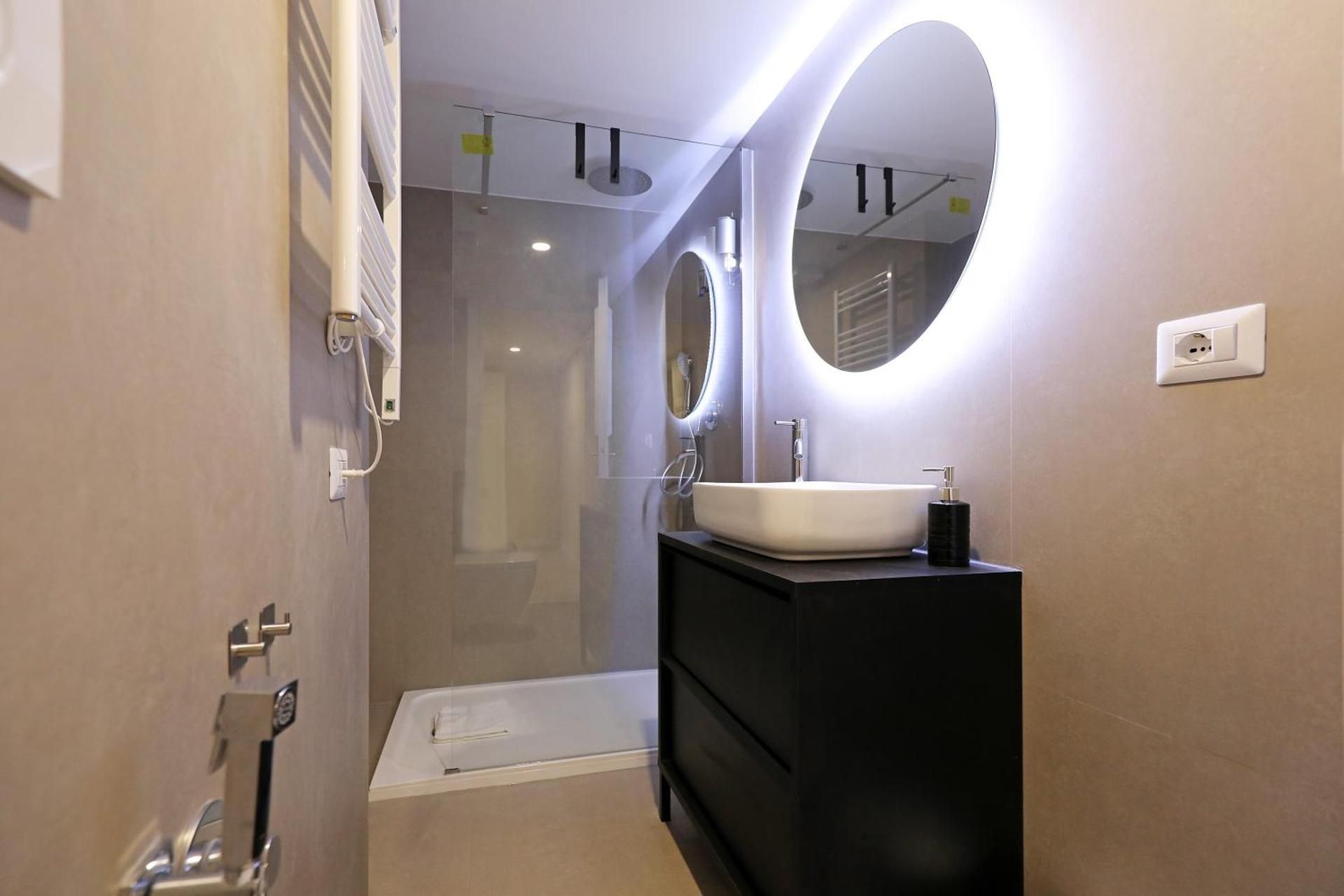 LC GrandTour Liberta Deluxe King Room 3