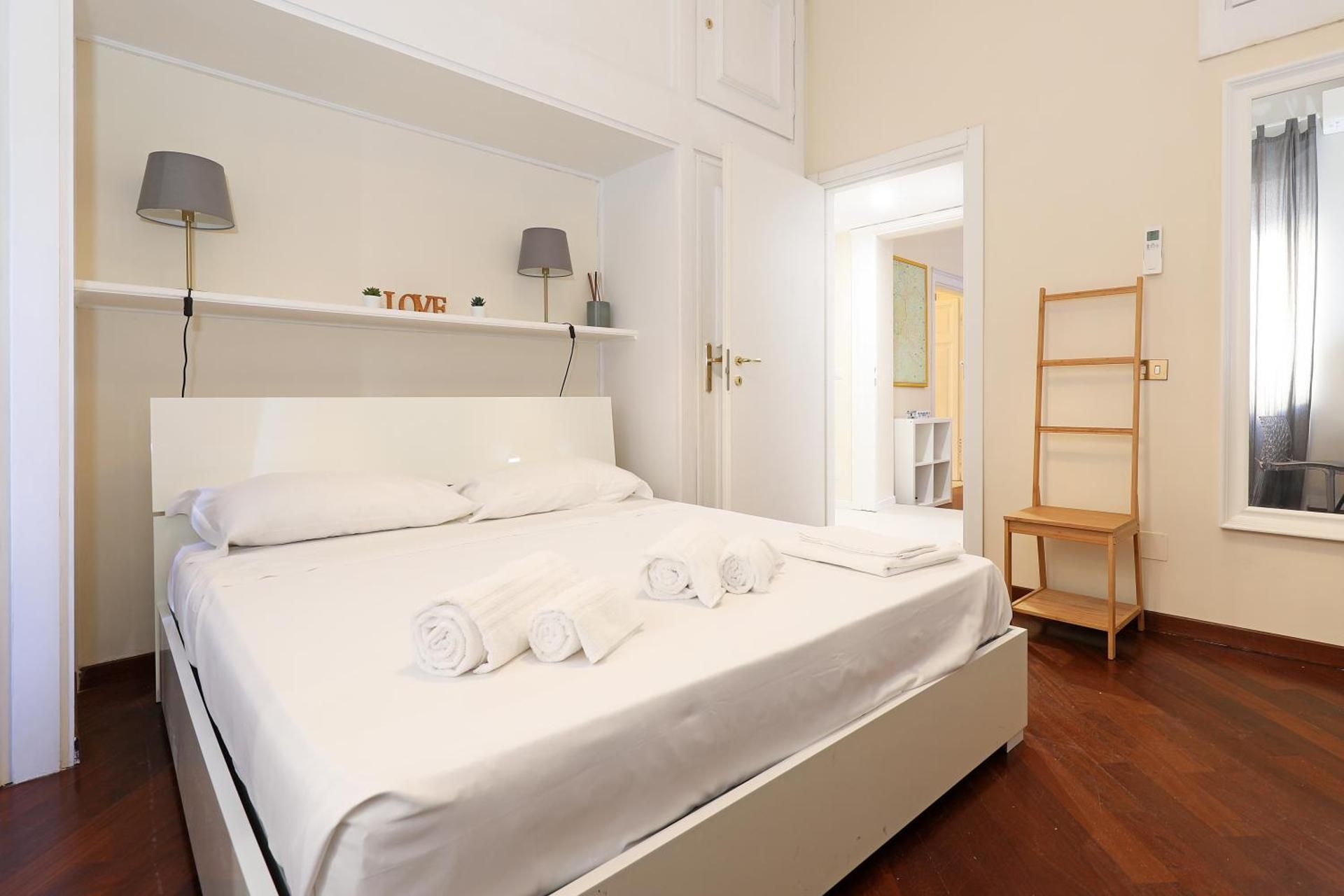 LC GrandTour Liberta Standard King Room