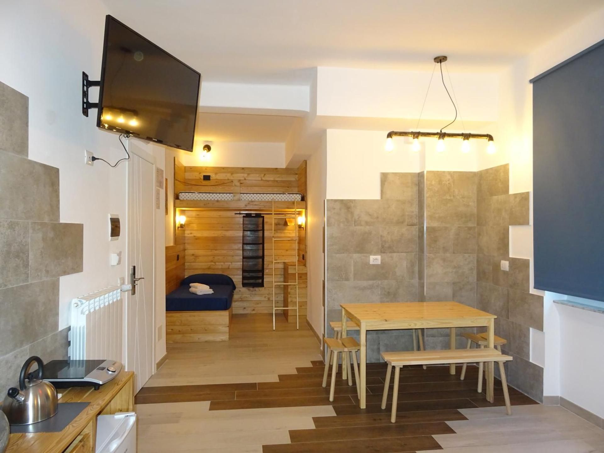 Deluxe Quadruple Room