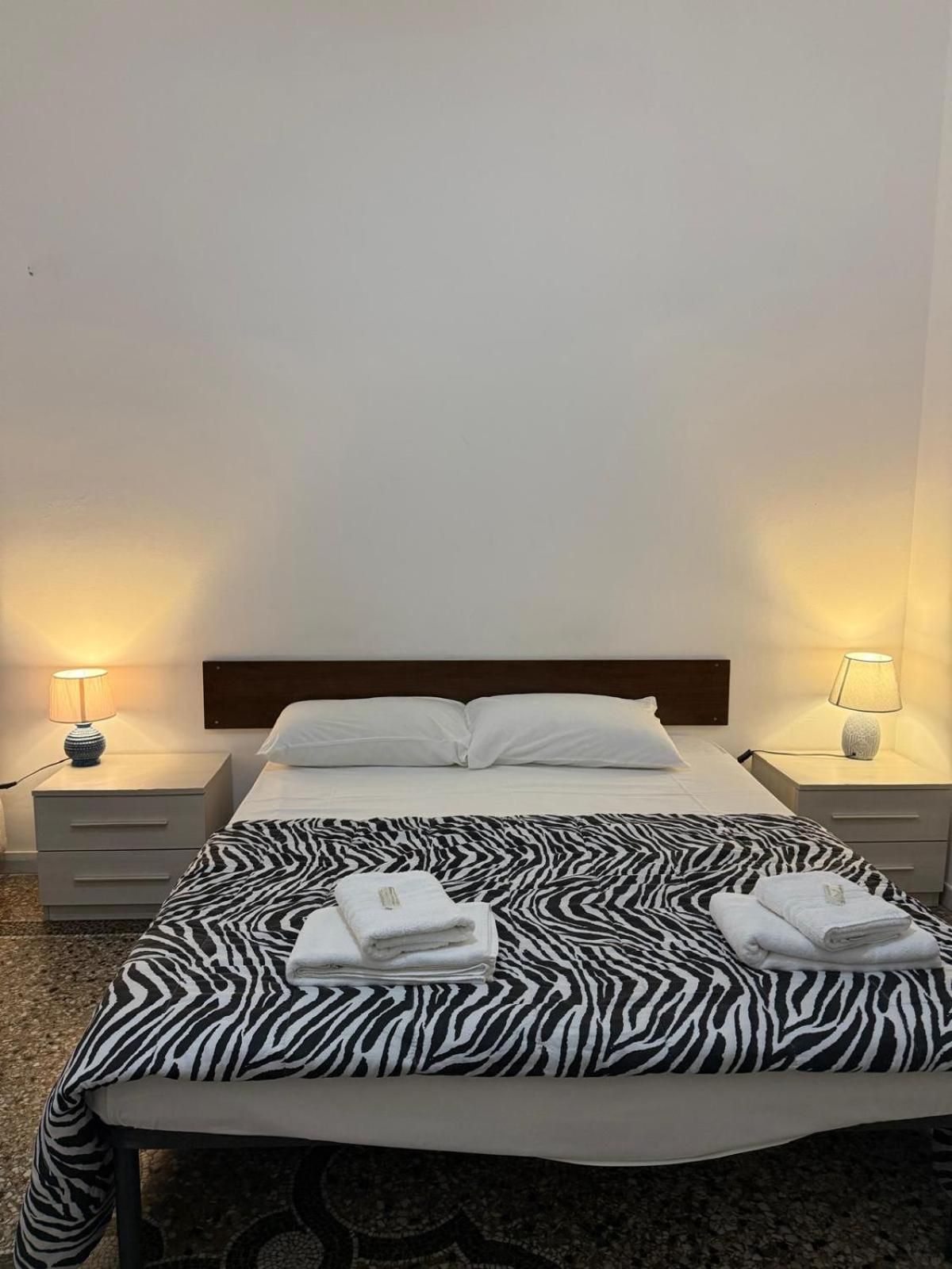 Triple Room with Private External Bathroom