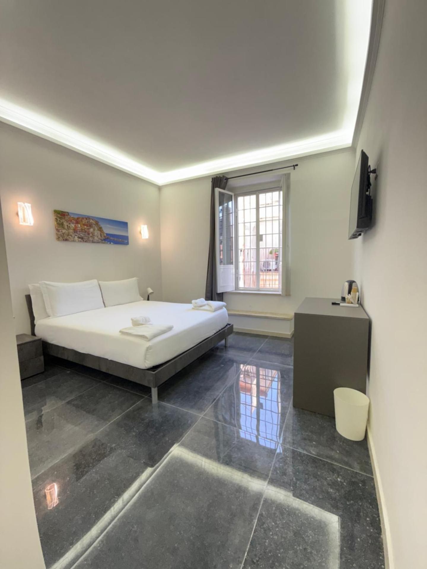 Double Room with Private Bathroom