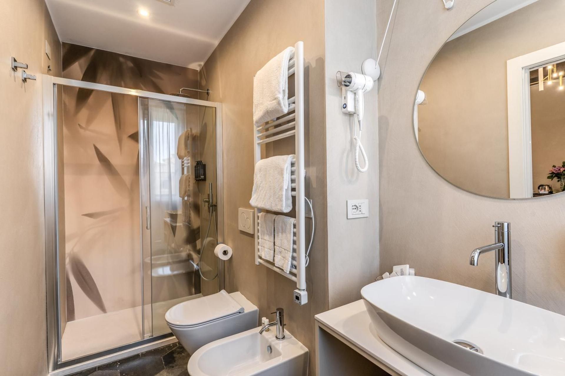 Double Room with Pantheon View 4th Floor 