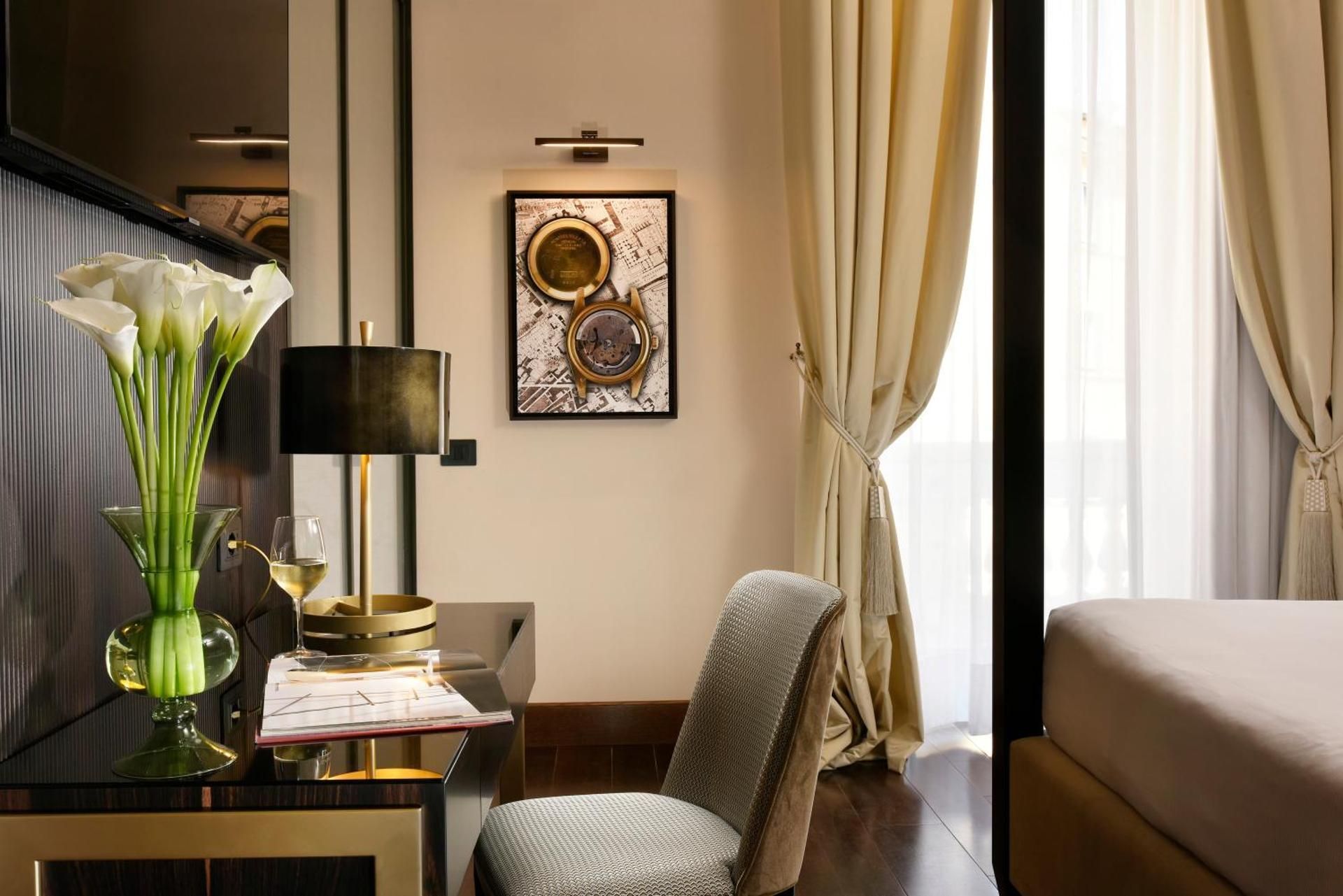 Deluxe King Room