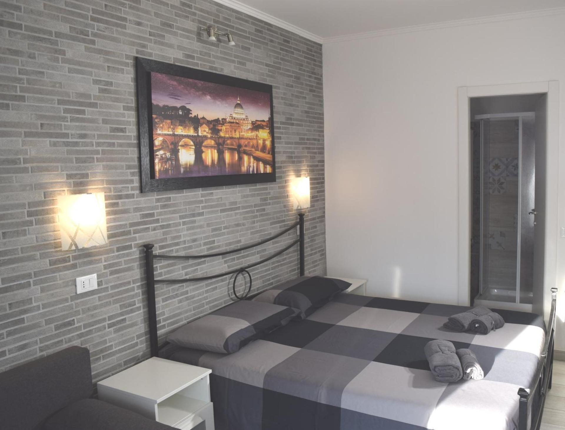 Triple Room with Private Bathroom