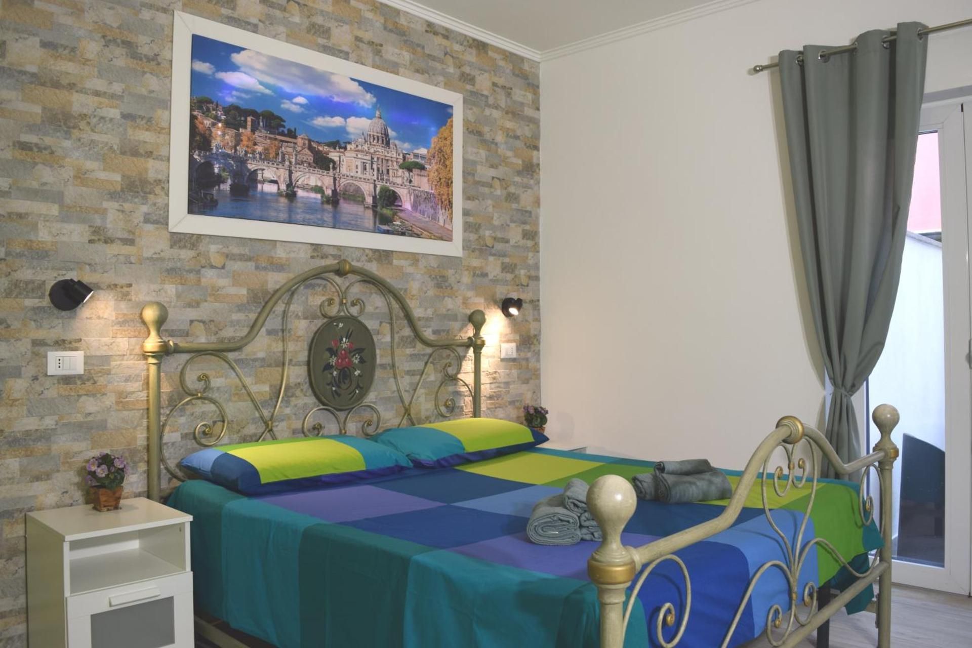 Quadruple Room with Private Bathroom