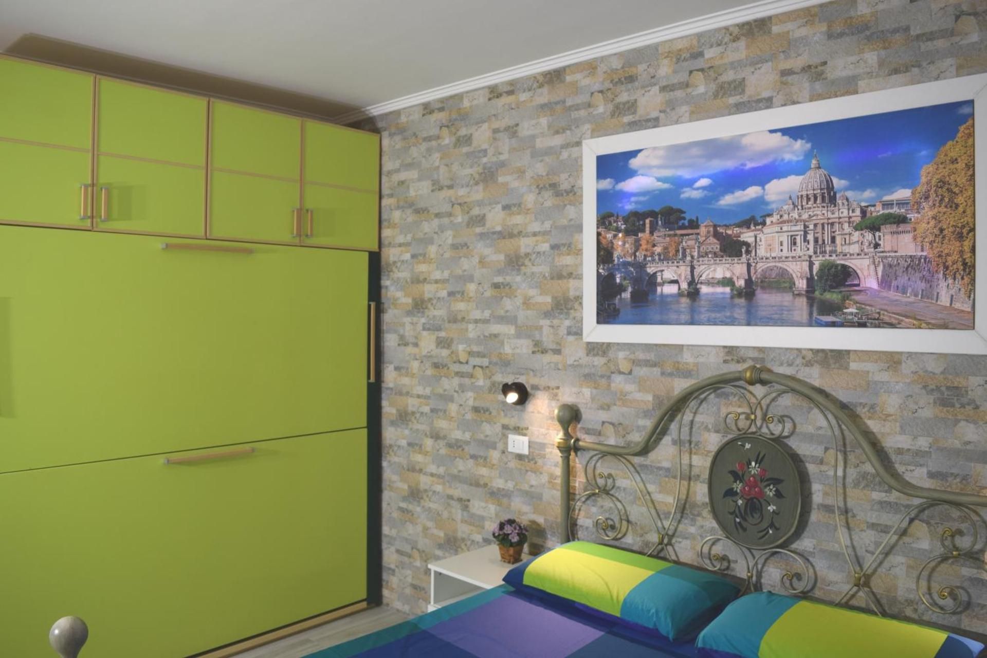 Quadruple Room with Private Bathroom