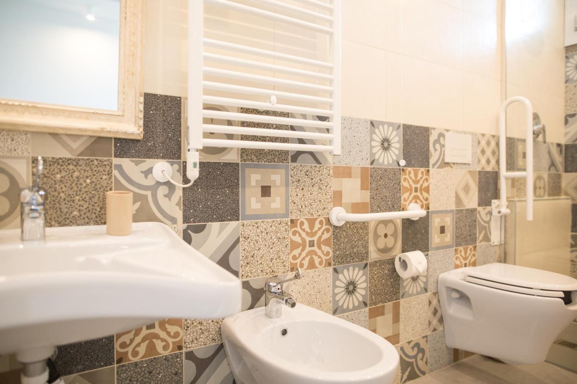 Family Room with Private Bathroom - Disability Access