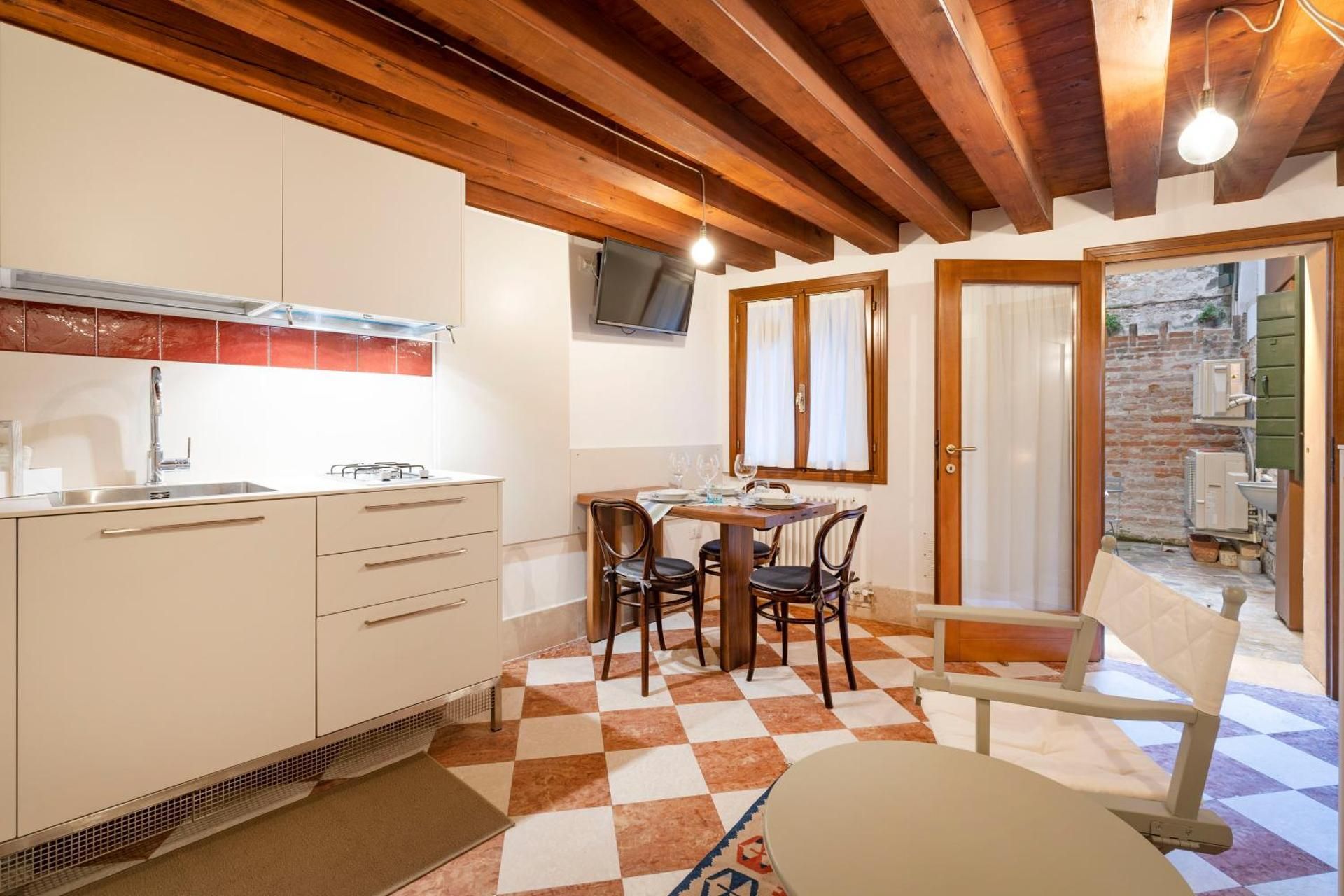 Apartment with Terrace