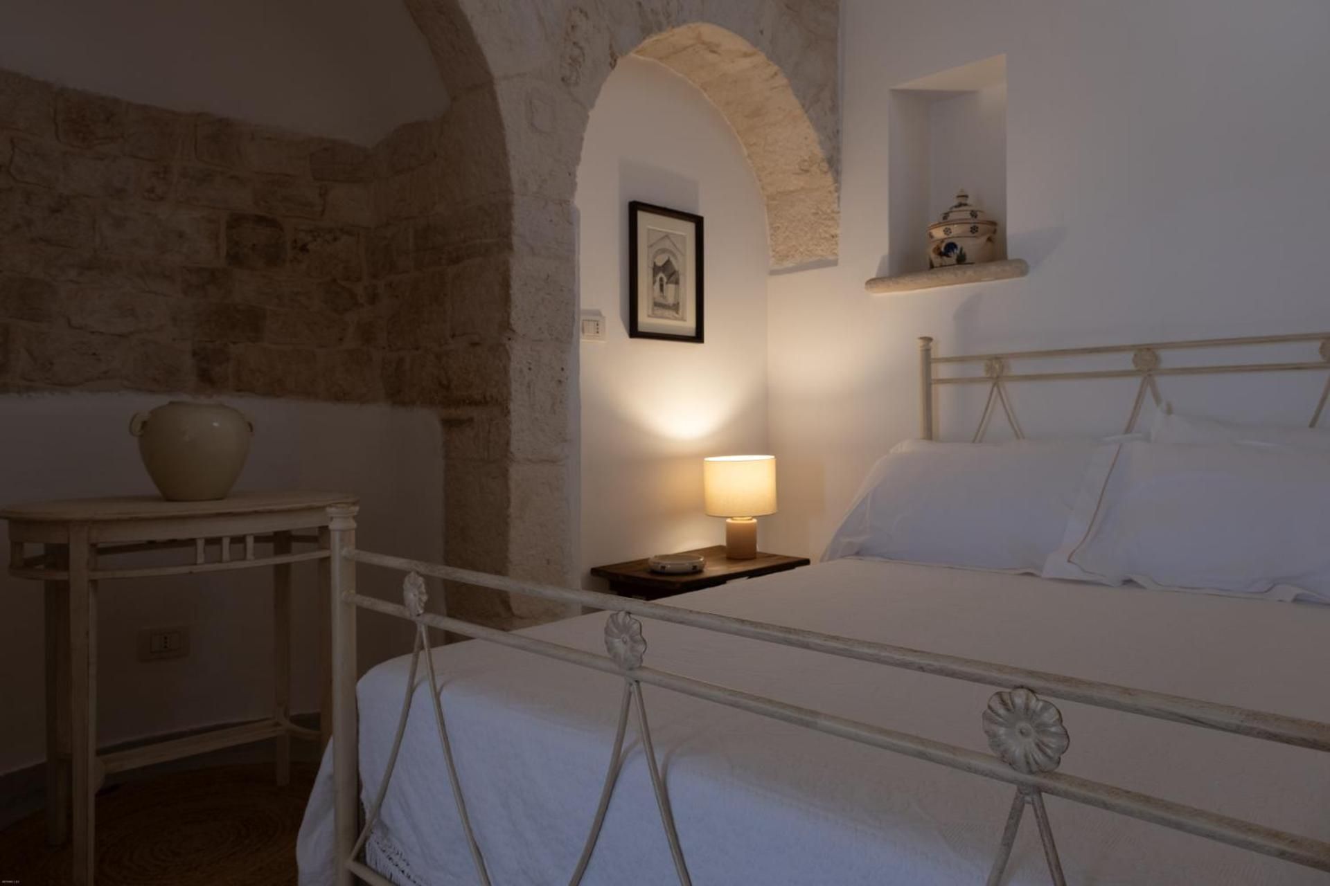 Trulli Suite 34 Double Room 3