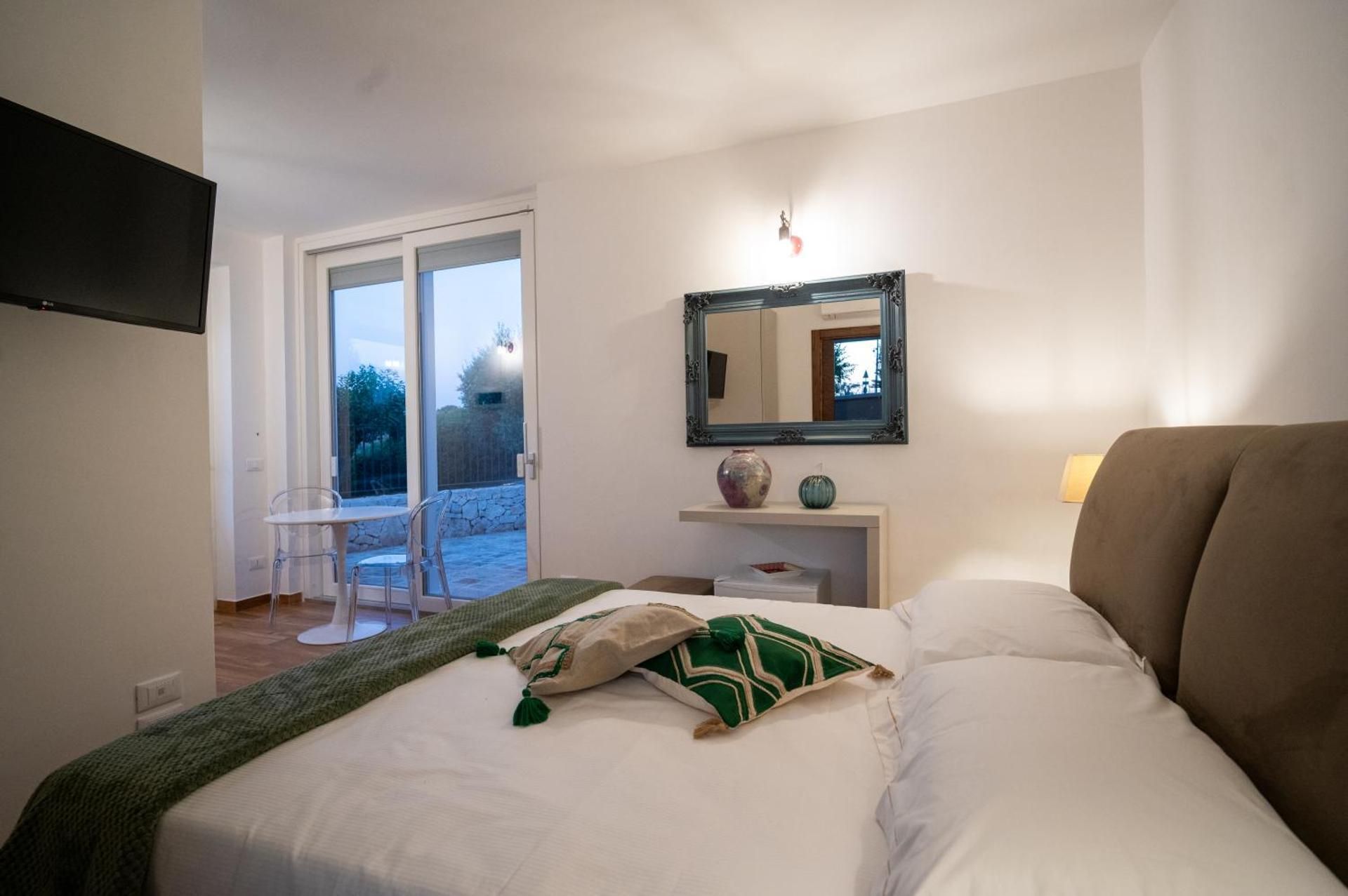 Ohana Alberobello Double Room with Garden View