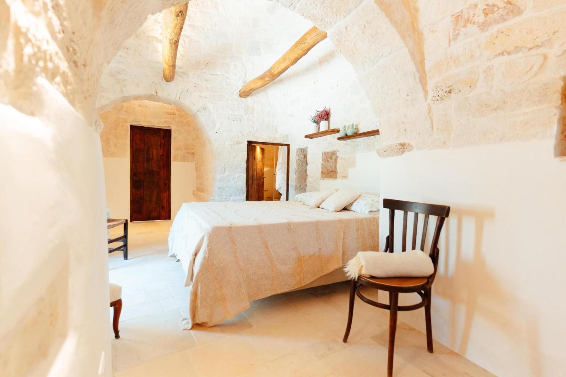 Trulli e Frasche Family Room with Private Bathroom