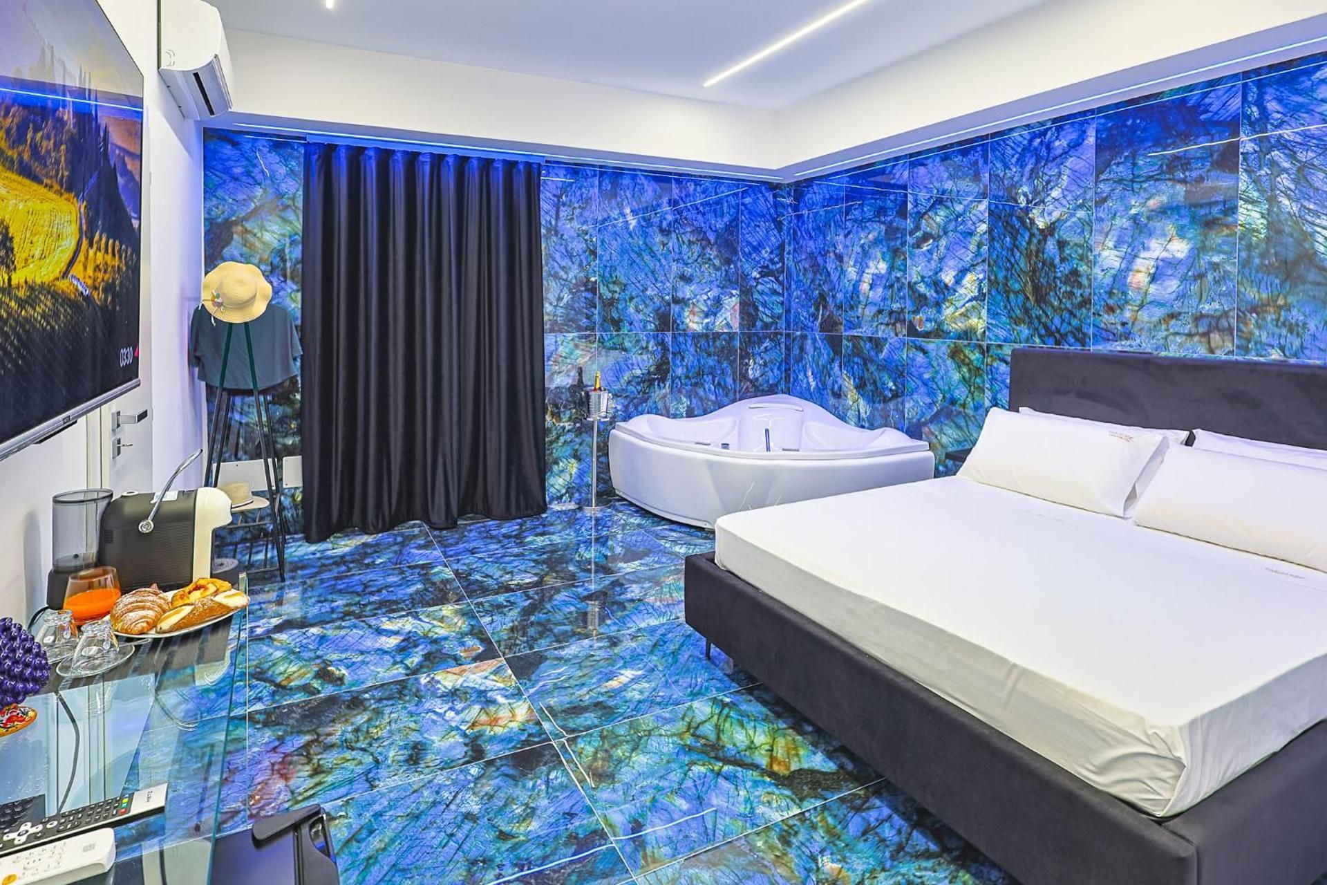 Double Room with Spa Bath