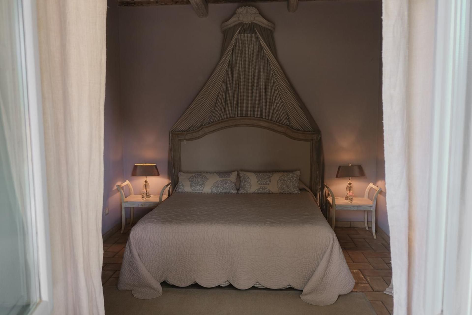 Large Double Room