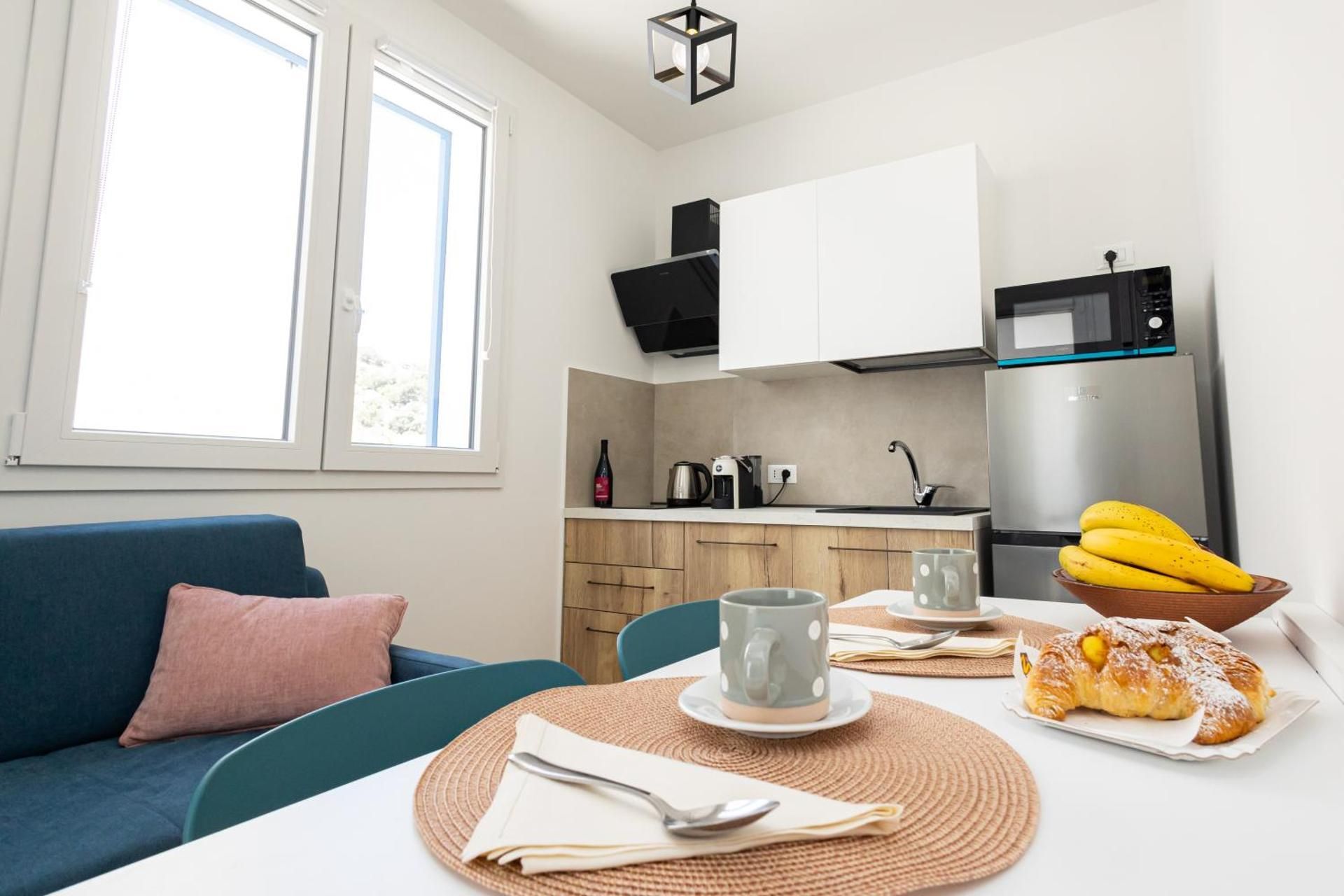 One-Bedroom Standard Apartment