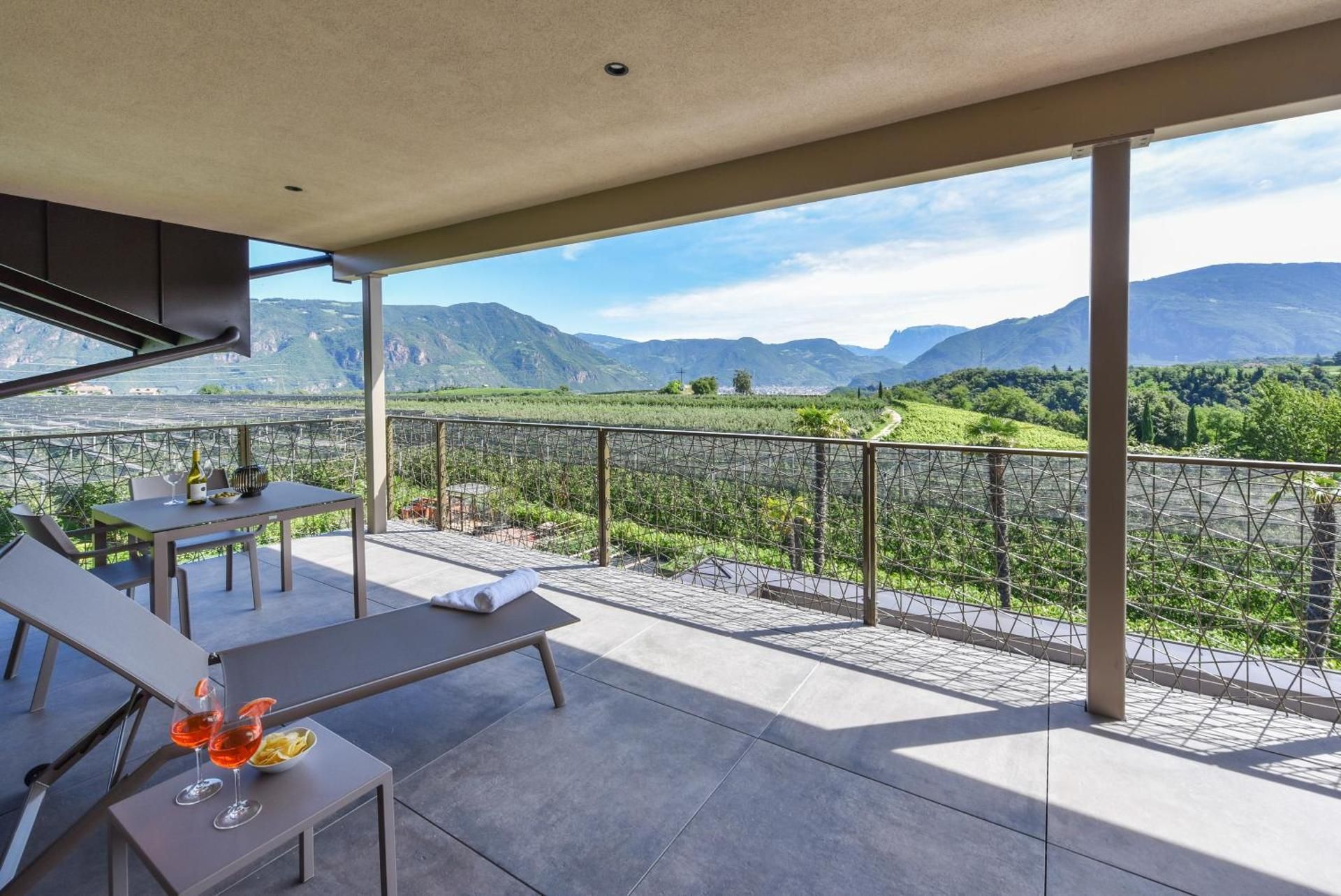 Apartment with Terrace