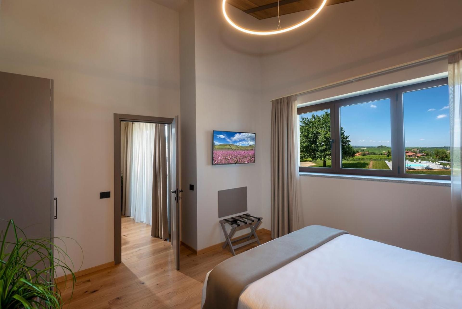 Junior Suite with Balcony