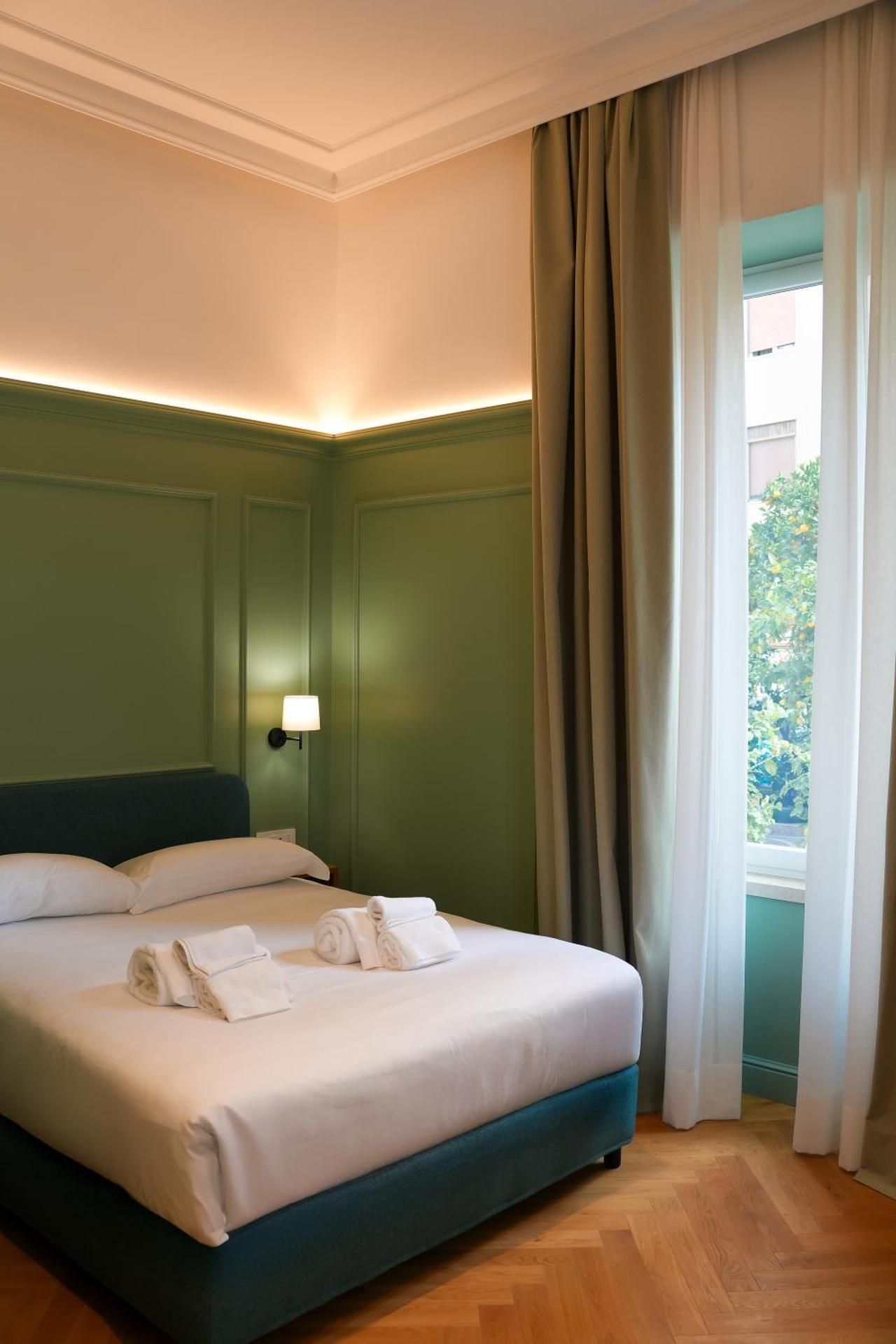 Deluxe Double Room with Balcony